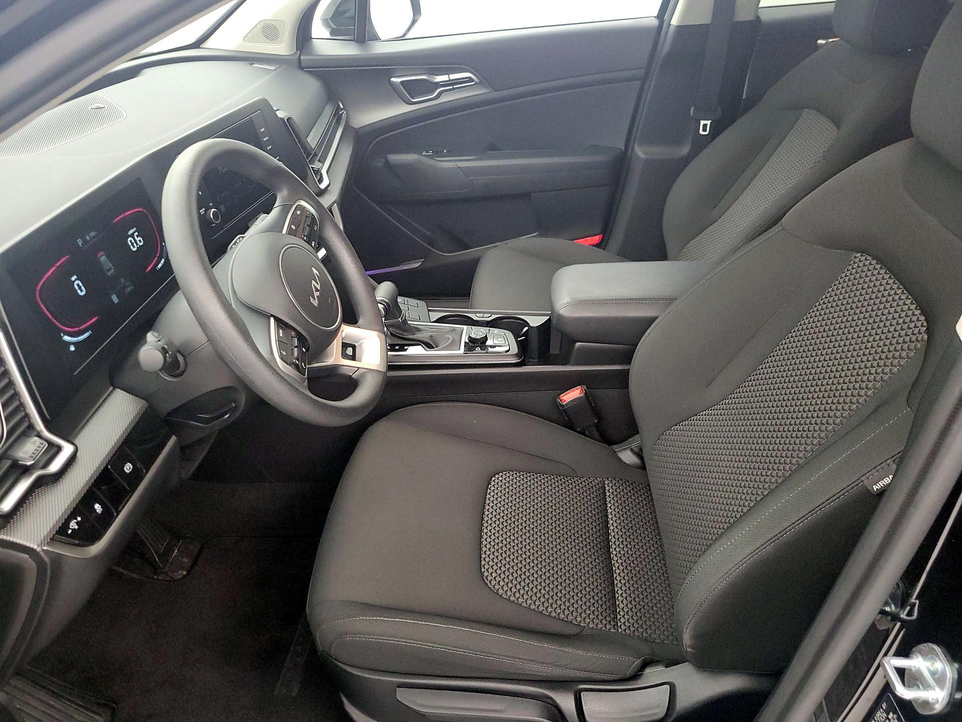 Thumbnail: 2024 Kia Sportage - 11