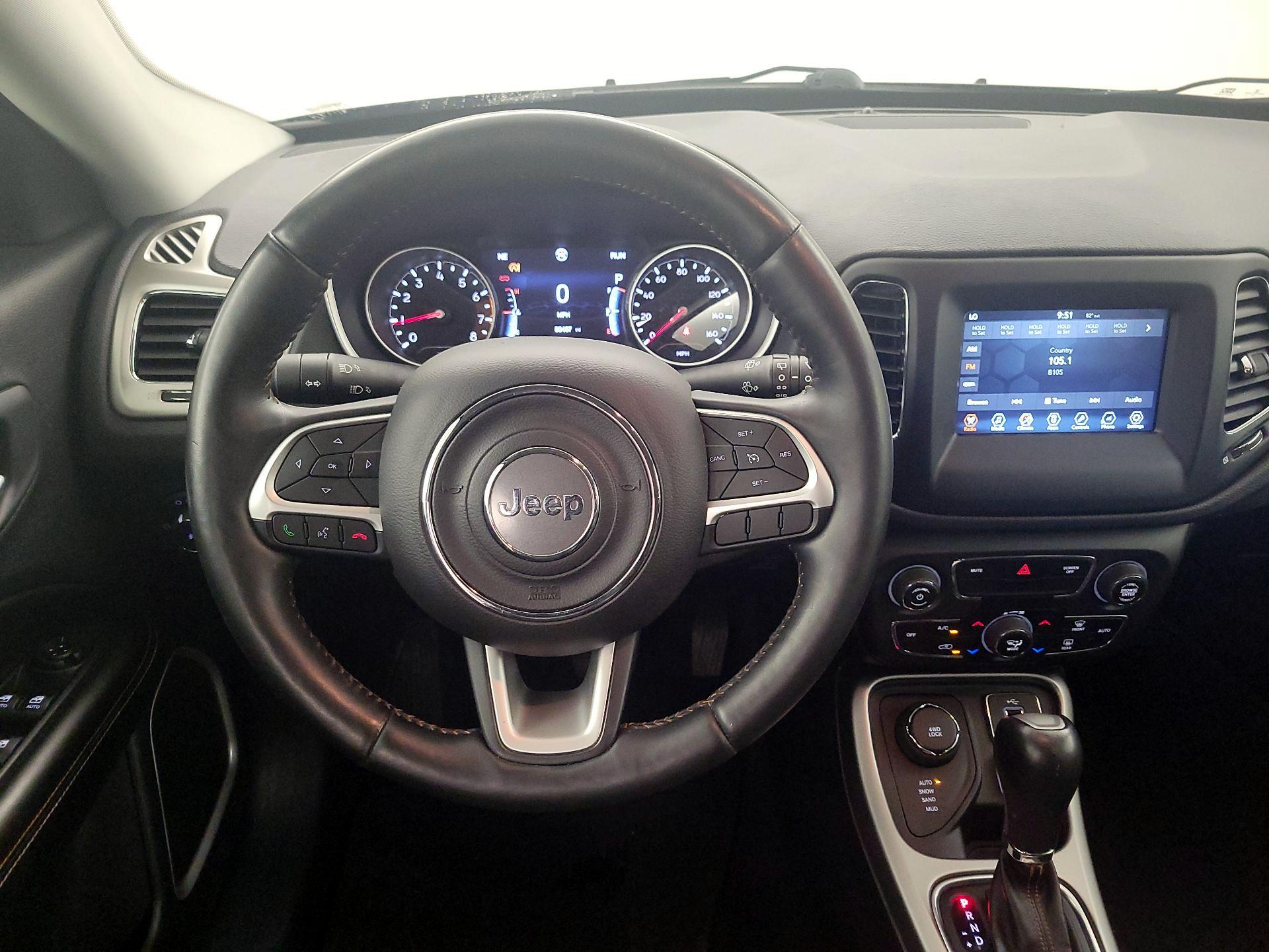 Thumbnail: 2018 Jeep Compass - 10
