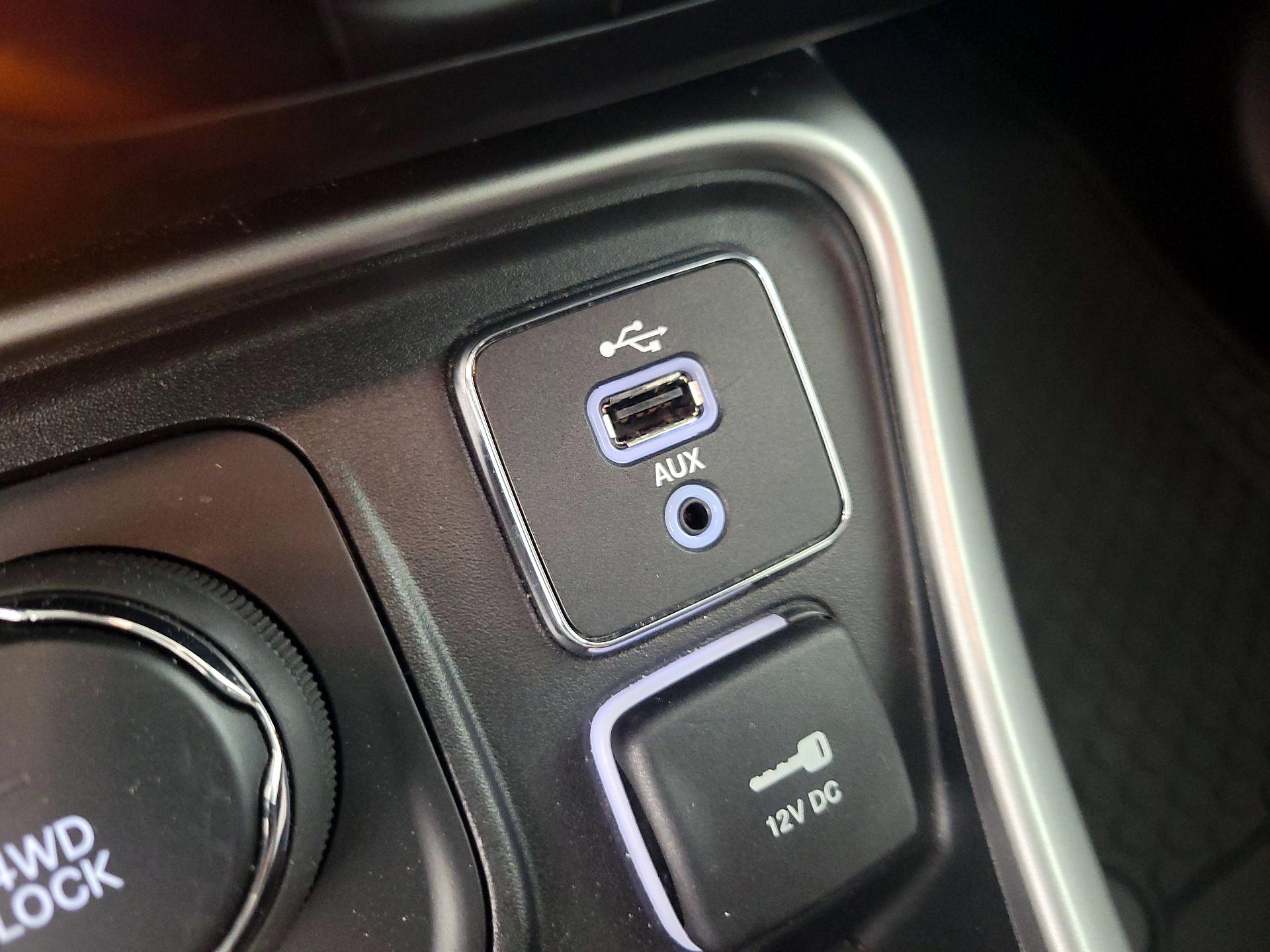 Thumbnail: 2018 Jeep Compass - 18