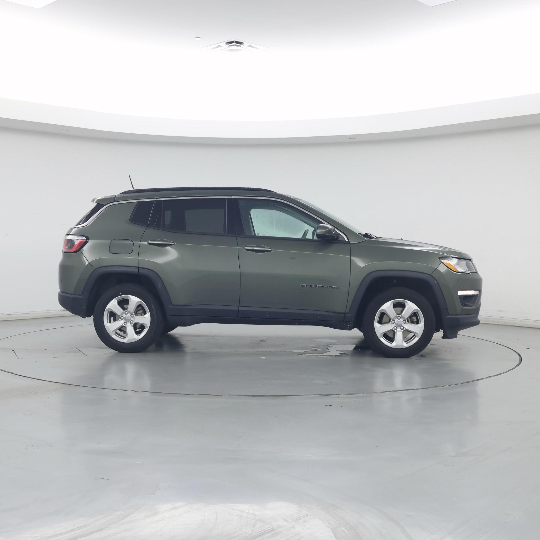 Thumbnail: 2018 Jeep Compass - 7