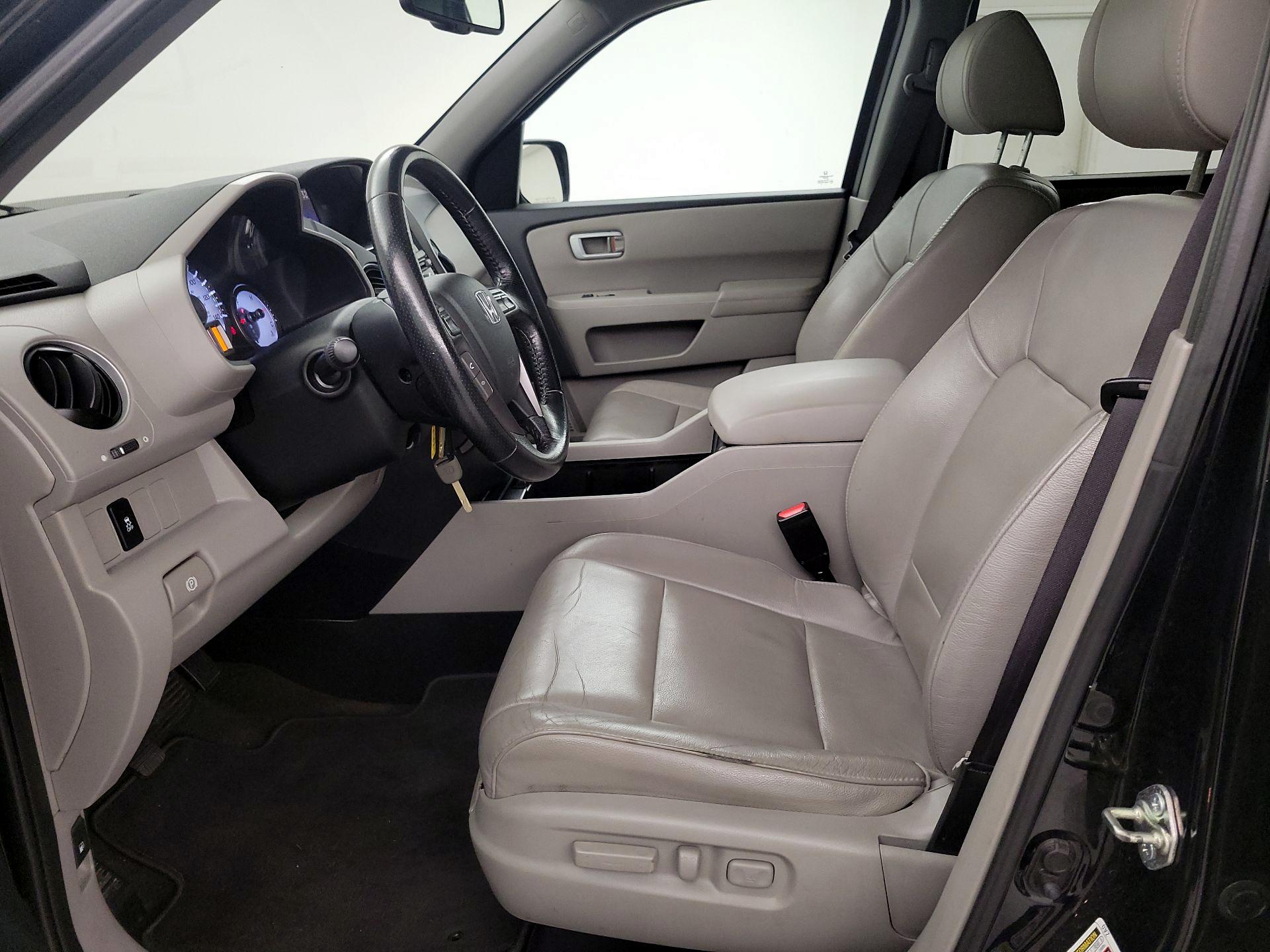 Thumbnail: 2015 Honda Pilot - 11