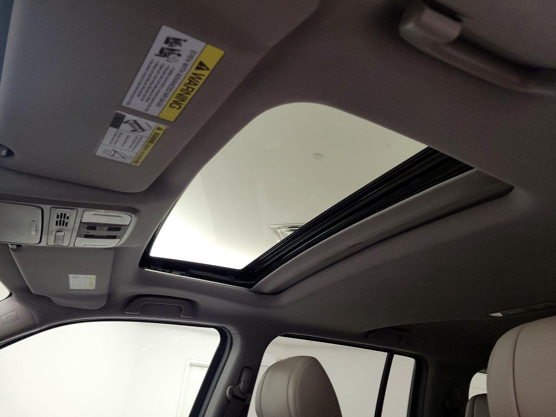 Thumbnail: 2015 Honda Pilot - 19