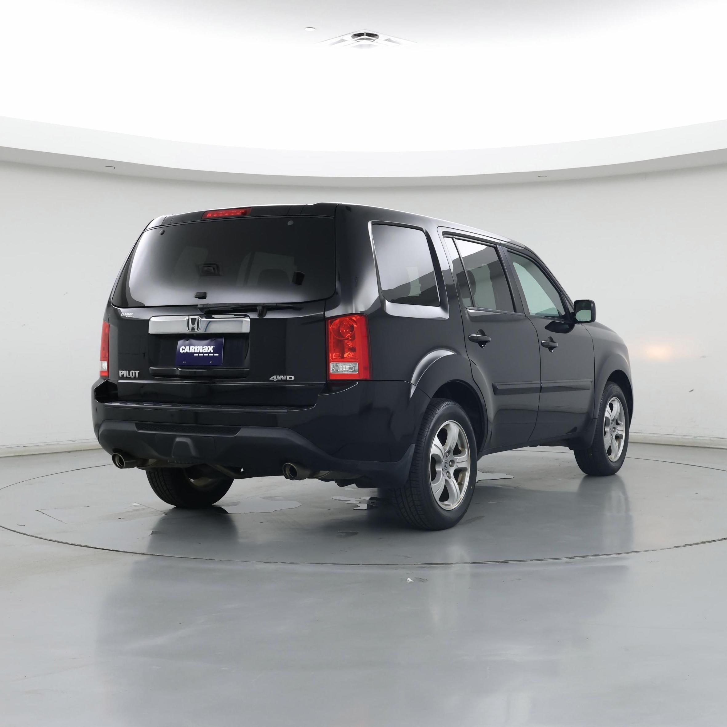 Thumbnail: 2015 Honda Pilot - 8