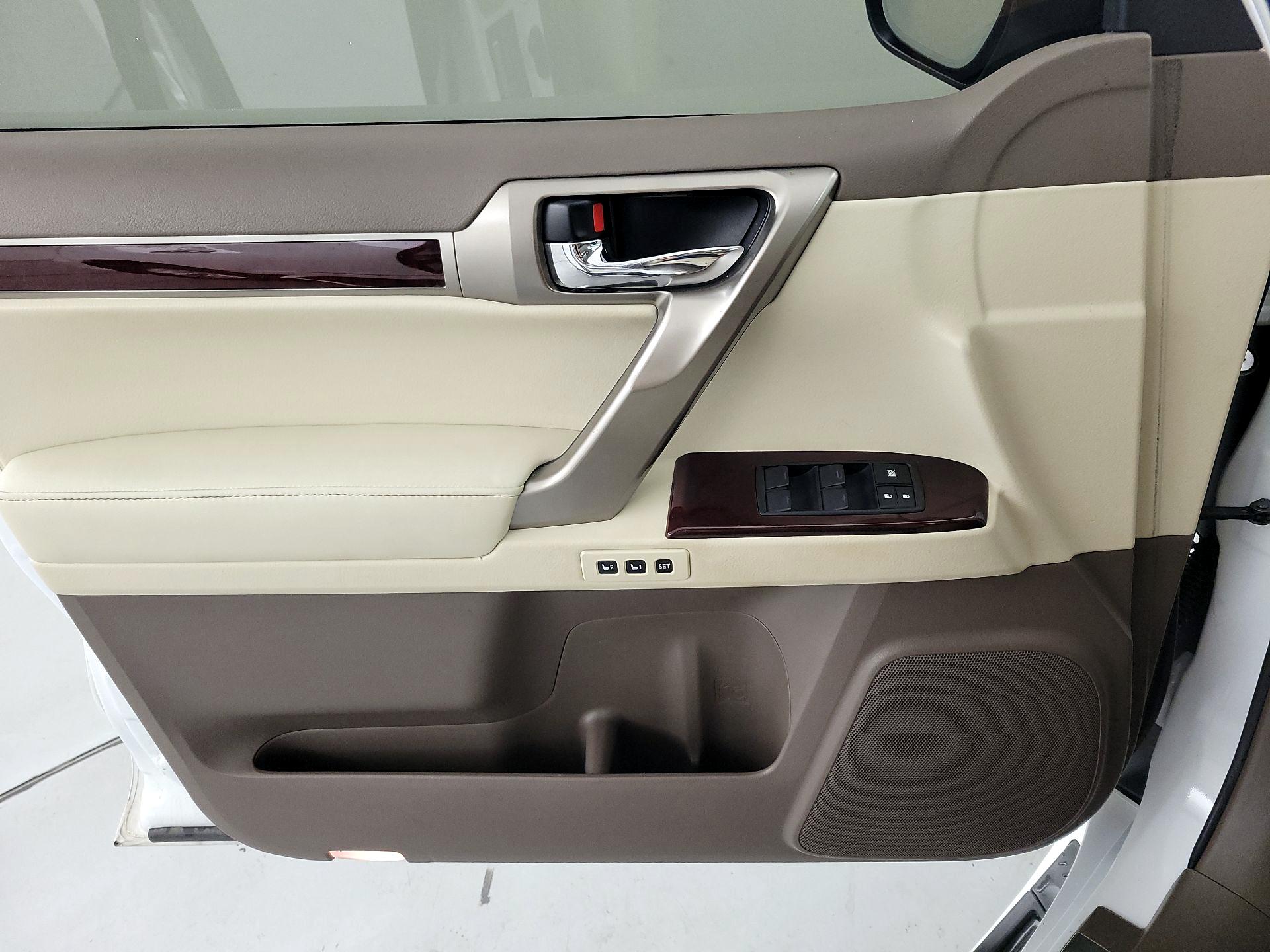 Thumbnail: 2018 Lexus GX - 12