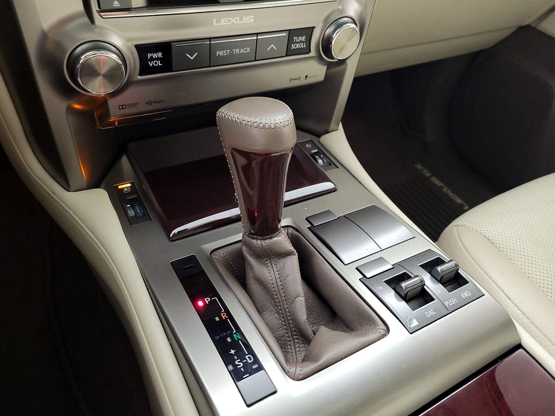Thumbnail: 2018 Lexus GX - 18