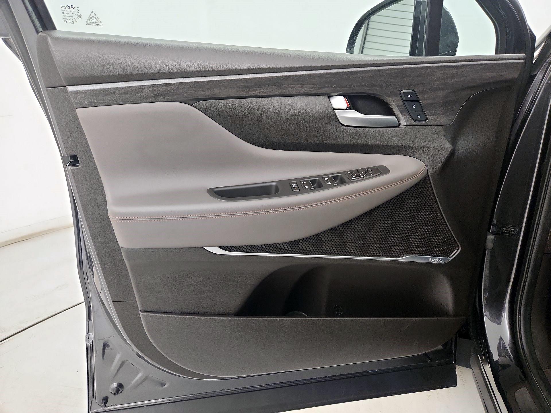 Thumbnail: 2020 Hyundai Santa Fe - 12
