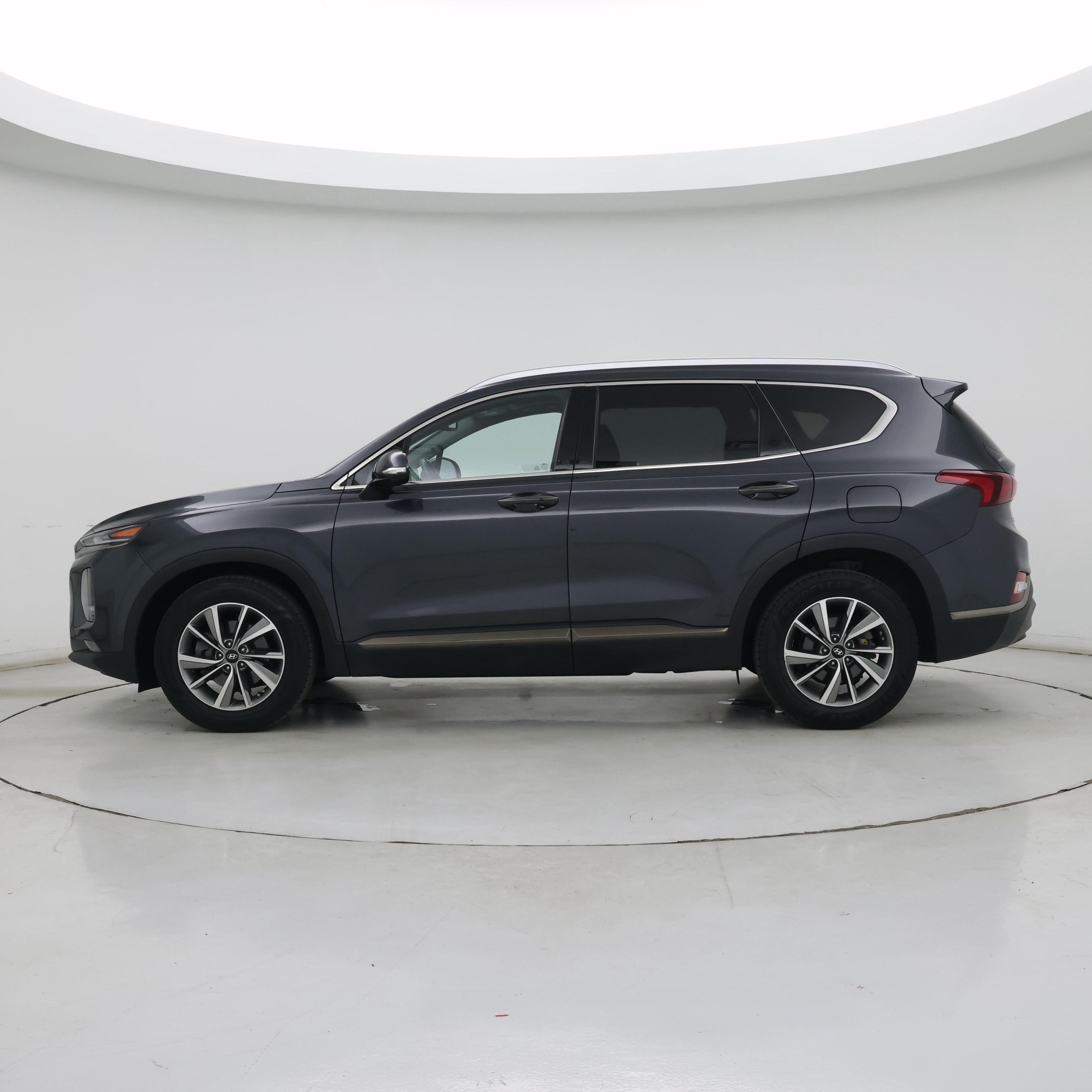 Thumbnail: 2020 Hyundai Santa Fe - 3