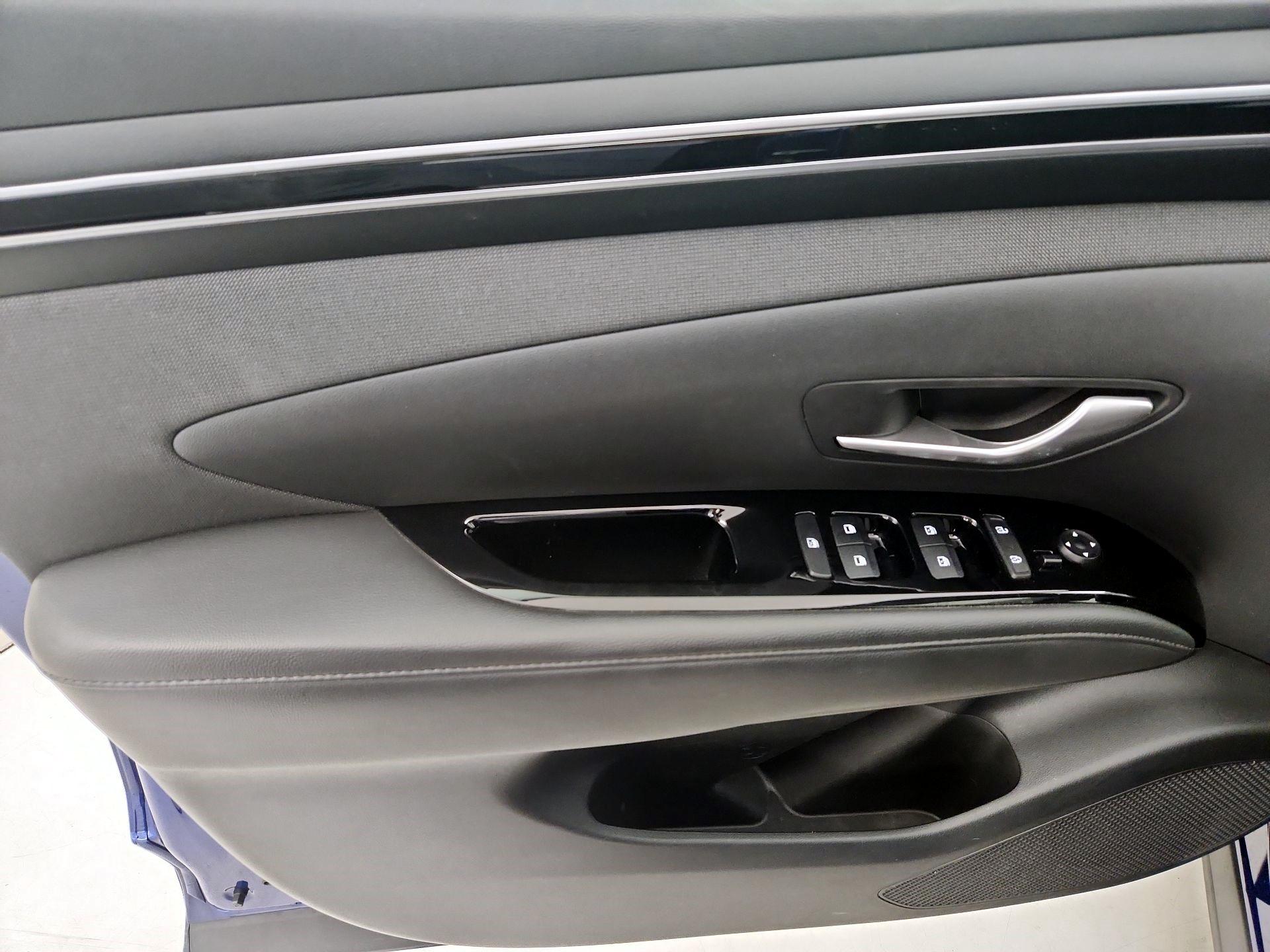 Thumbnail: 2022 Hyundai Tucson - 12