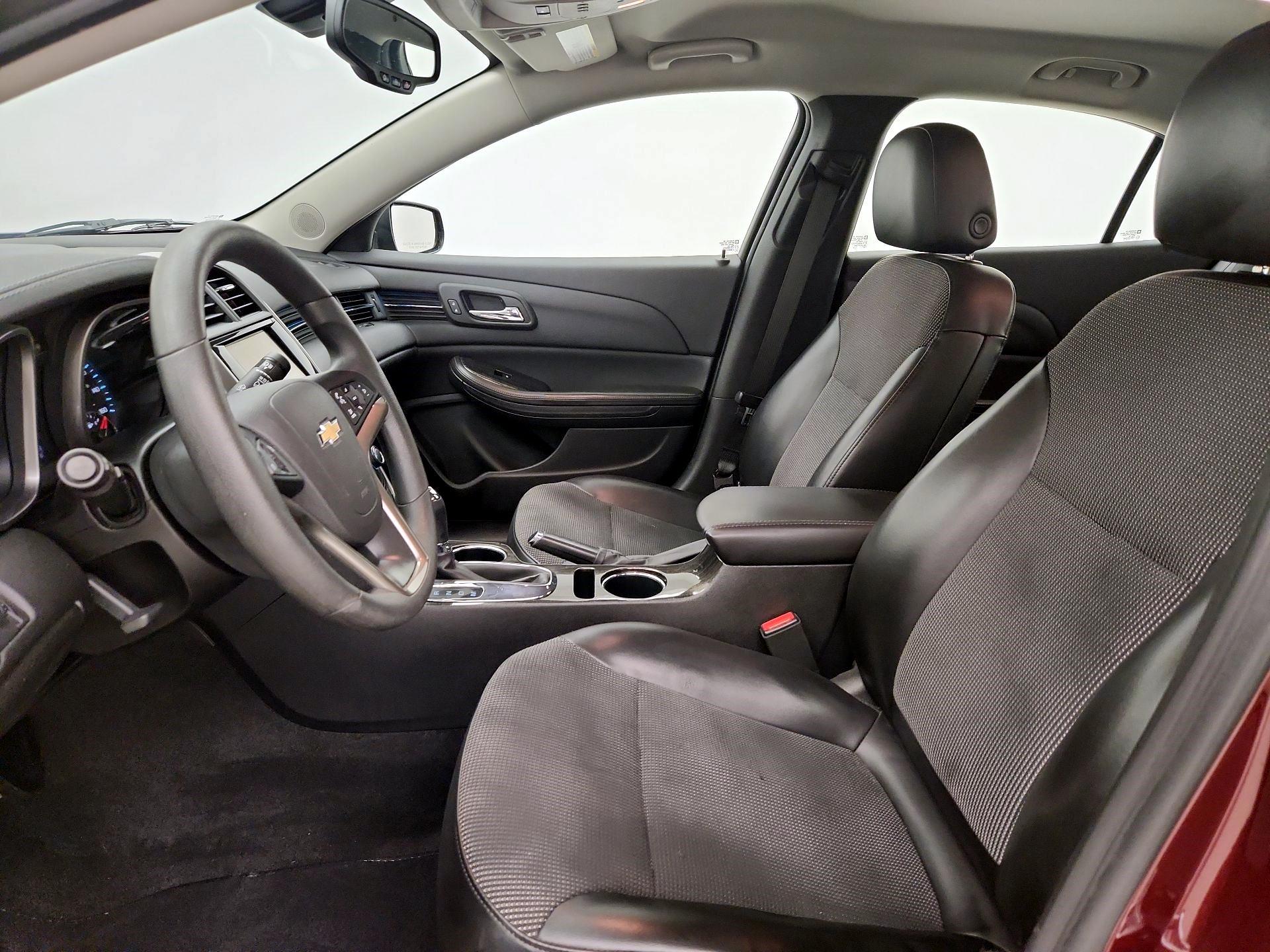 Thumbnail: 2016 Chevrolet Malibu - 11