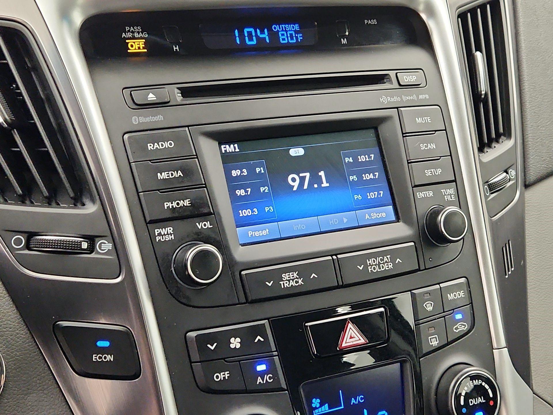 Thumbnail: 2014 Hyundai Sonata - 15
