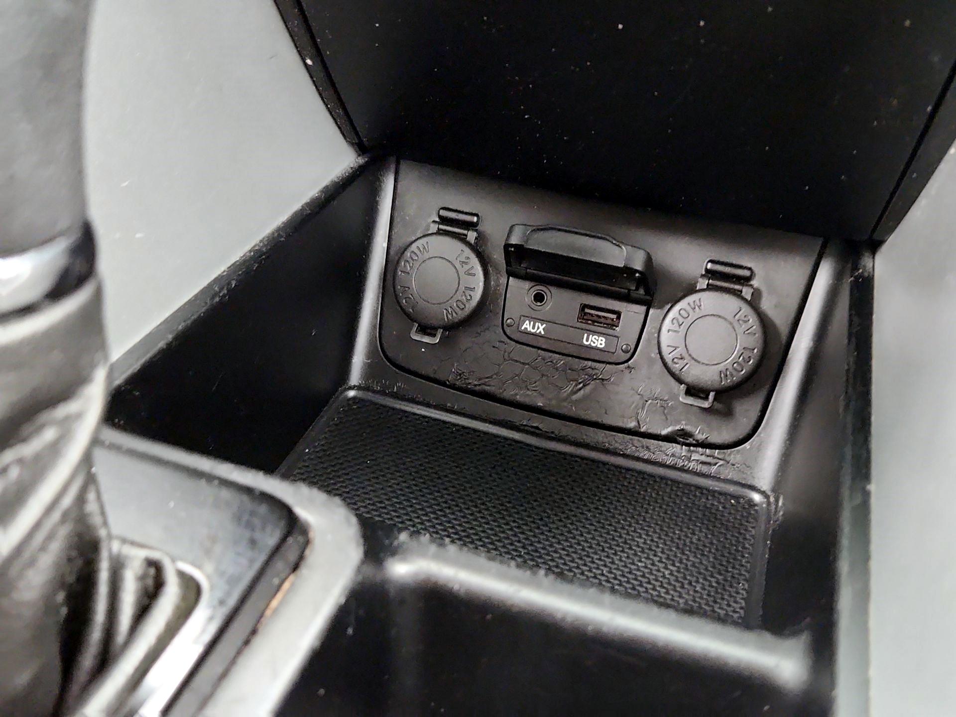 Thumbnail: 2014 Hyundai Sonata - 18