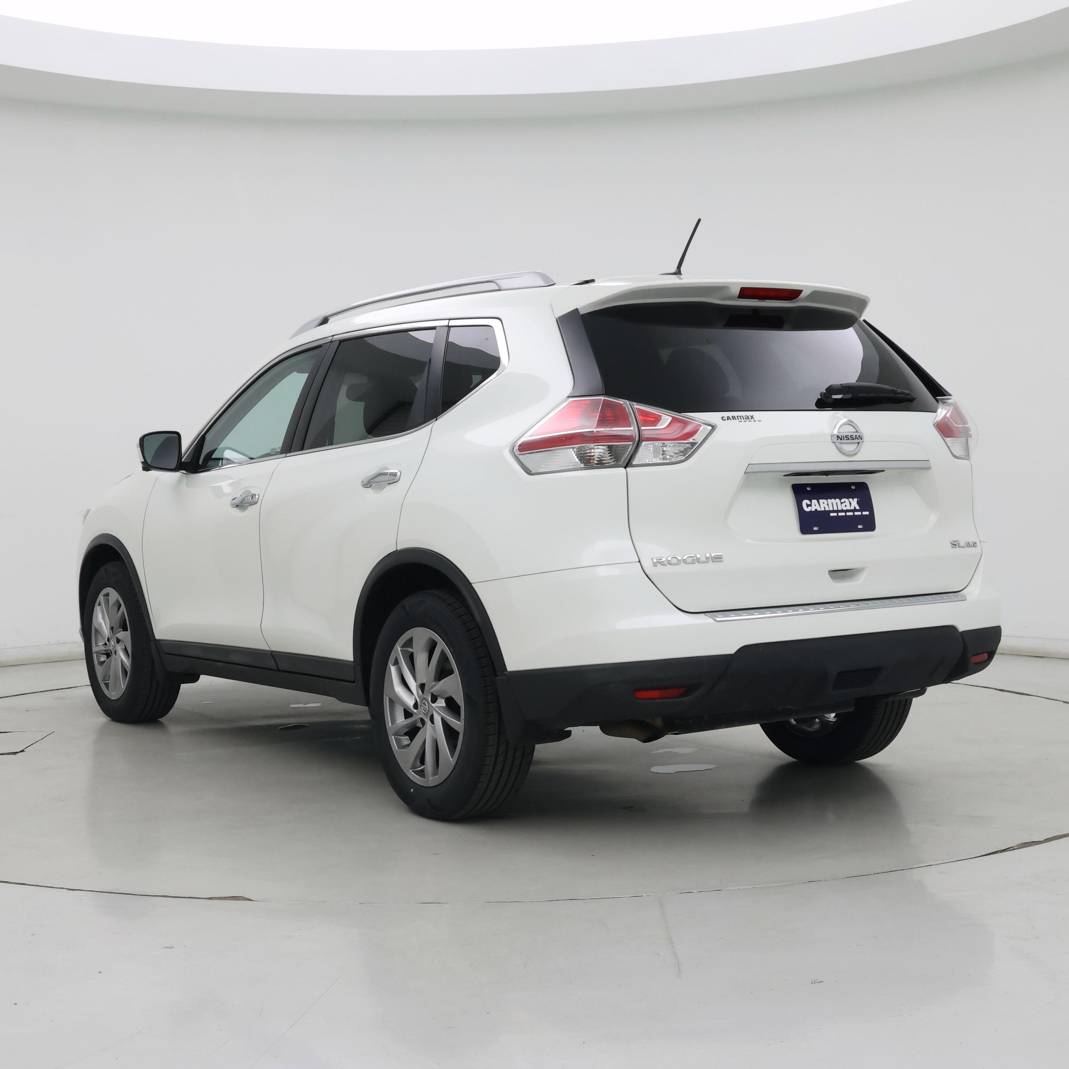 Thumbnail: 2015 Nissan Rogue - 2