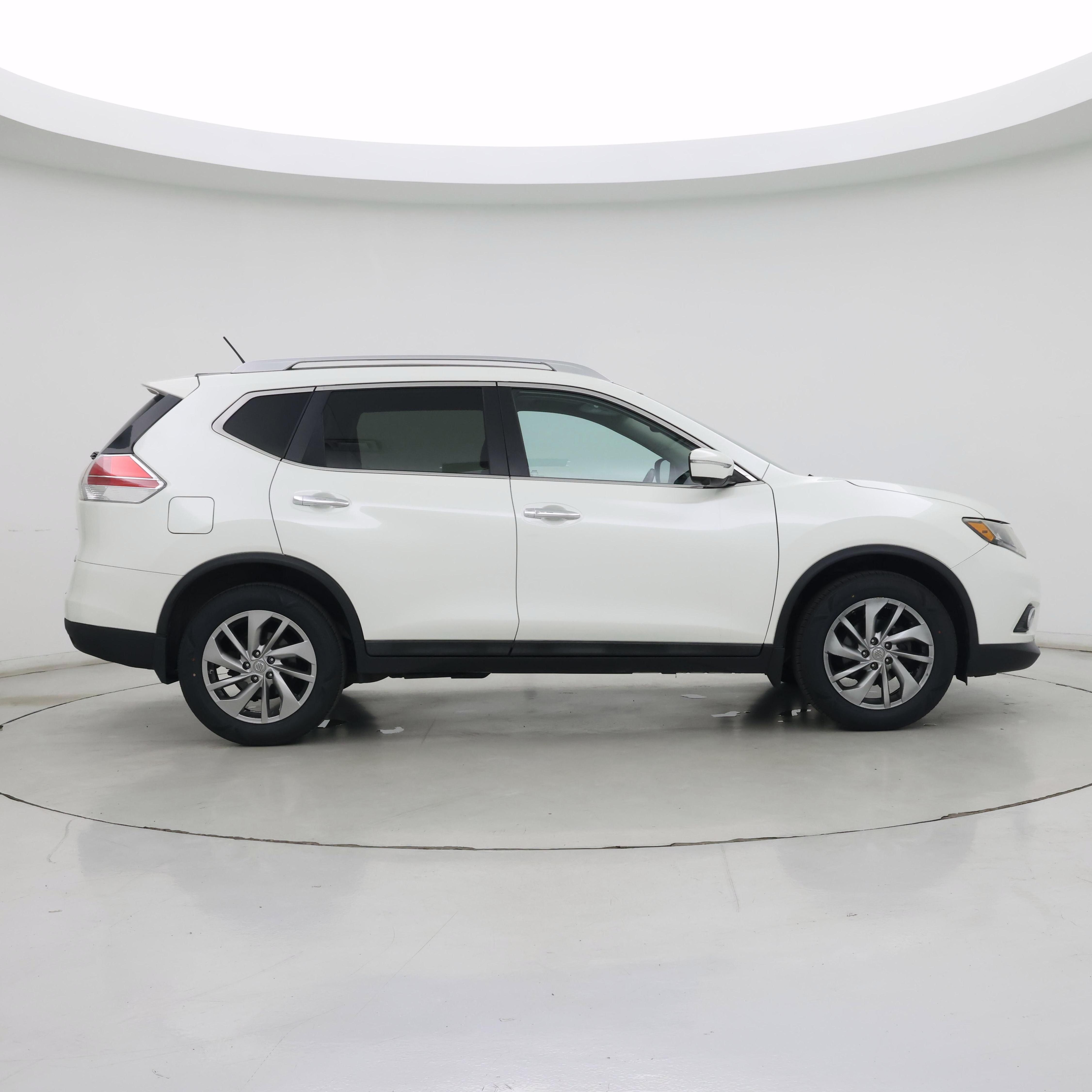 Thumbnail: 2015 Nissan Rogue - 7