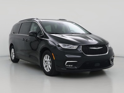 Black 2022 Chrysler Pacifica Touring L