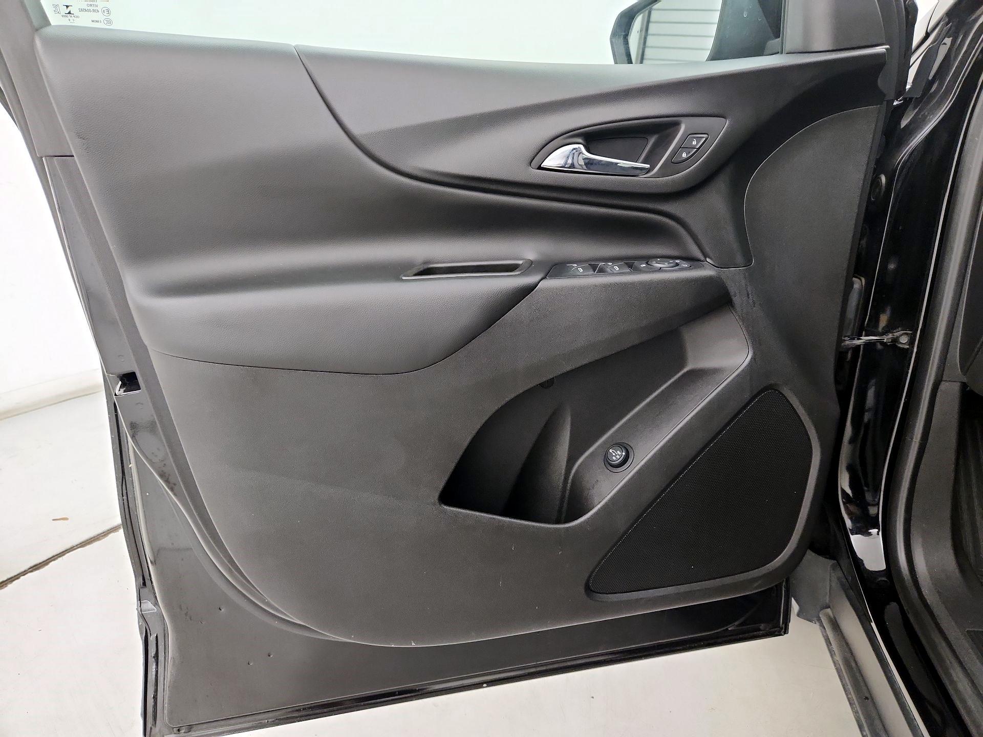 Thumbnail: 2020 Chevrolet Equinox - 12