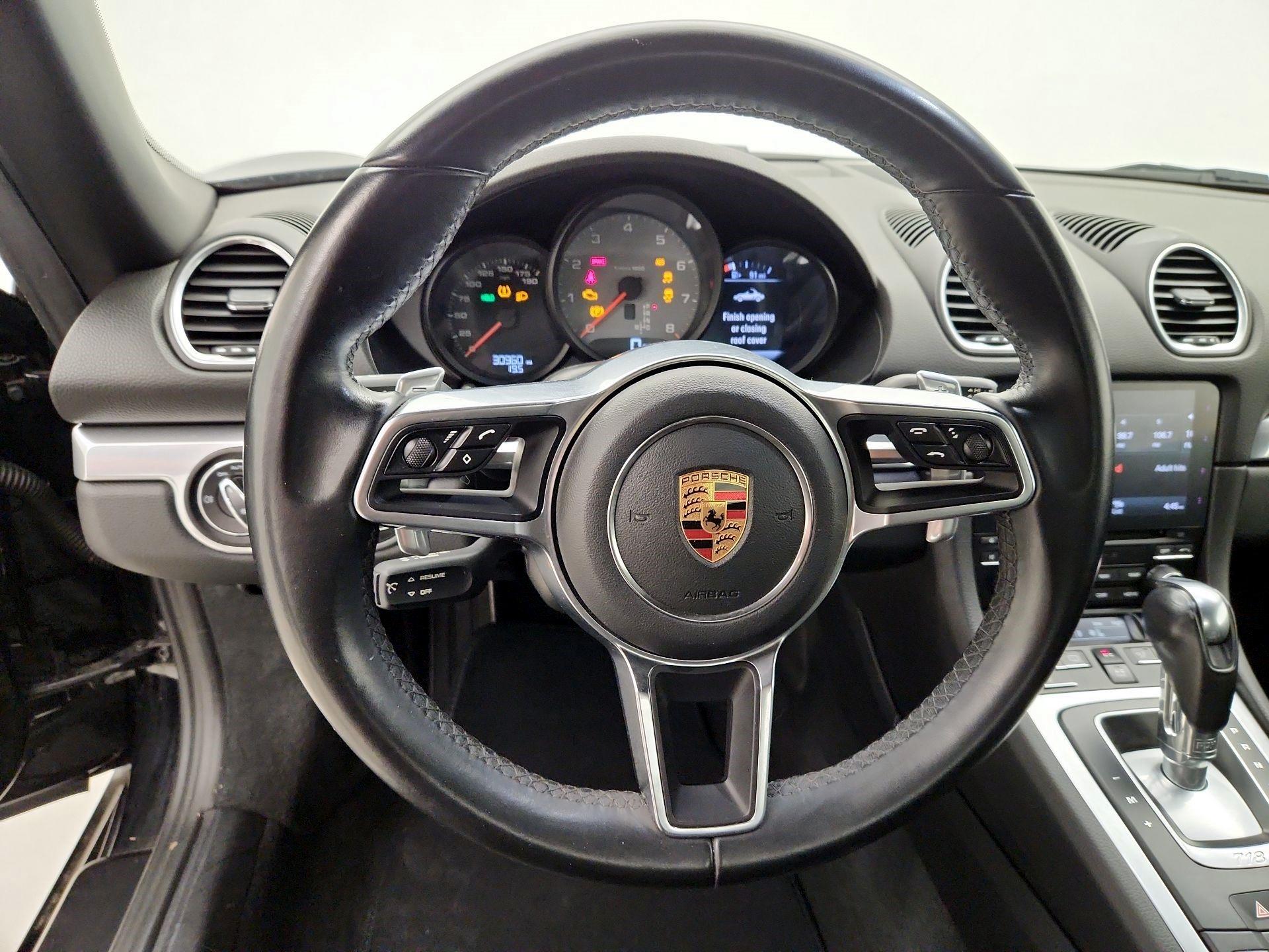 Thumbnail: 2017 Porsche 718 Boxster - 10