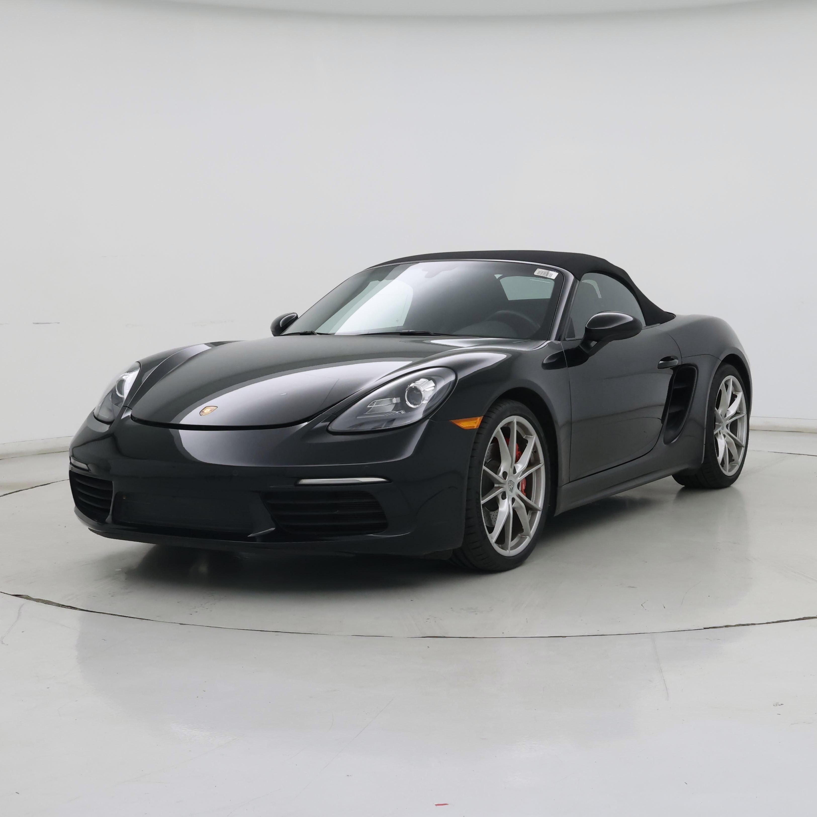 Thumbnail: 2017 Porsche 718 Boxster - 4