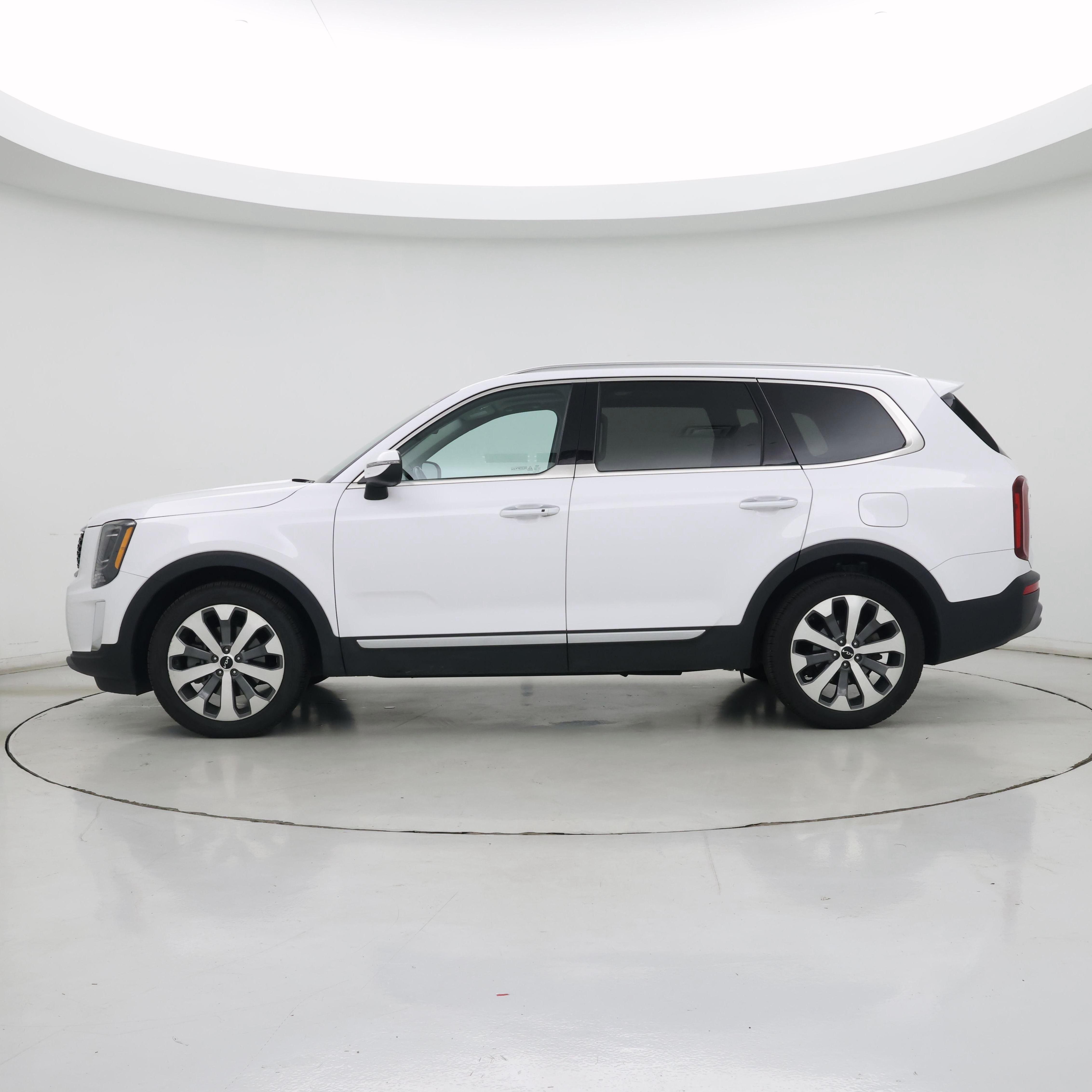Thumbnail: 2022 Kia Telluride - 3