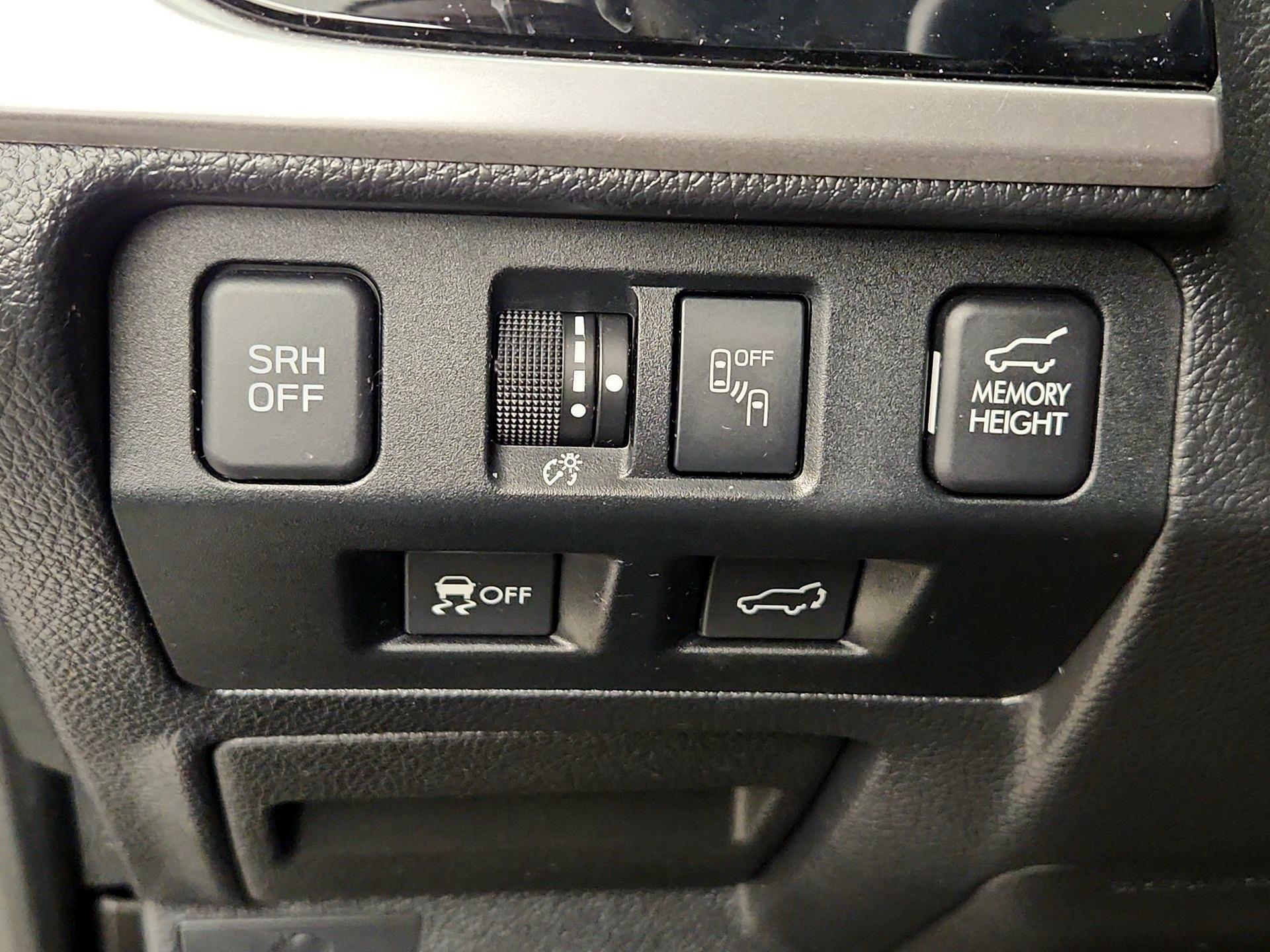 Thumbnail: 2017 Subaru Forester - 13