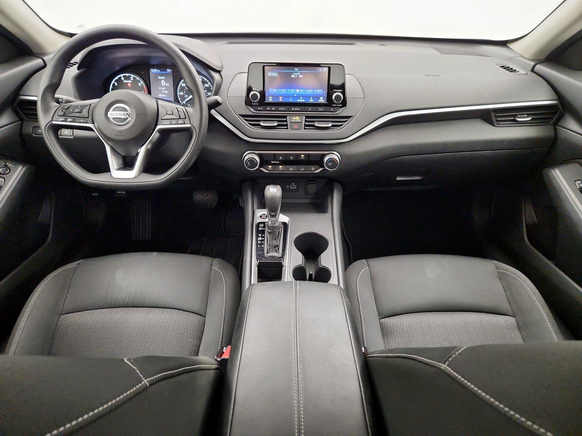 Thumbnail: 2022 Nissan Altima - 9