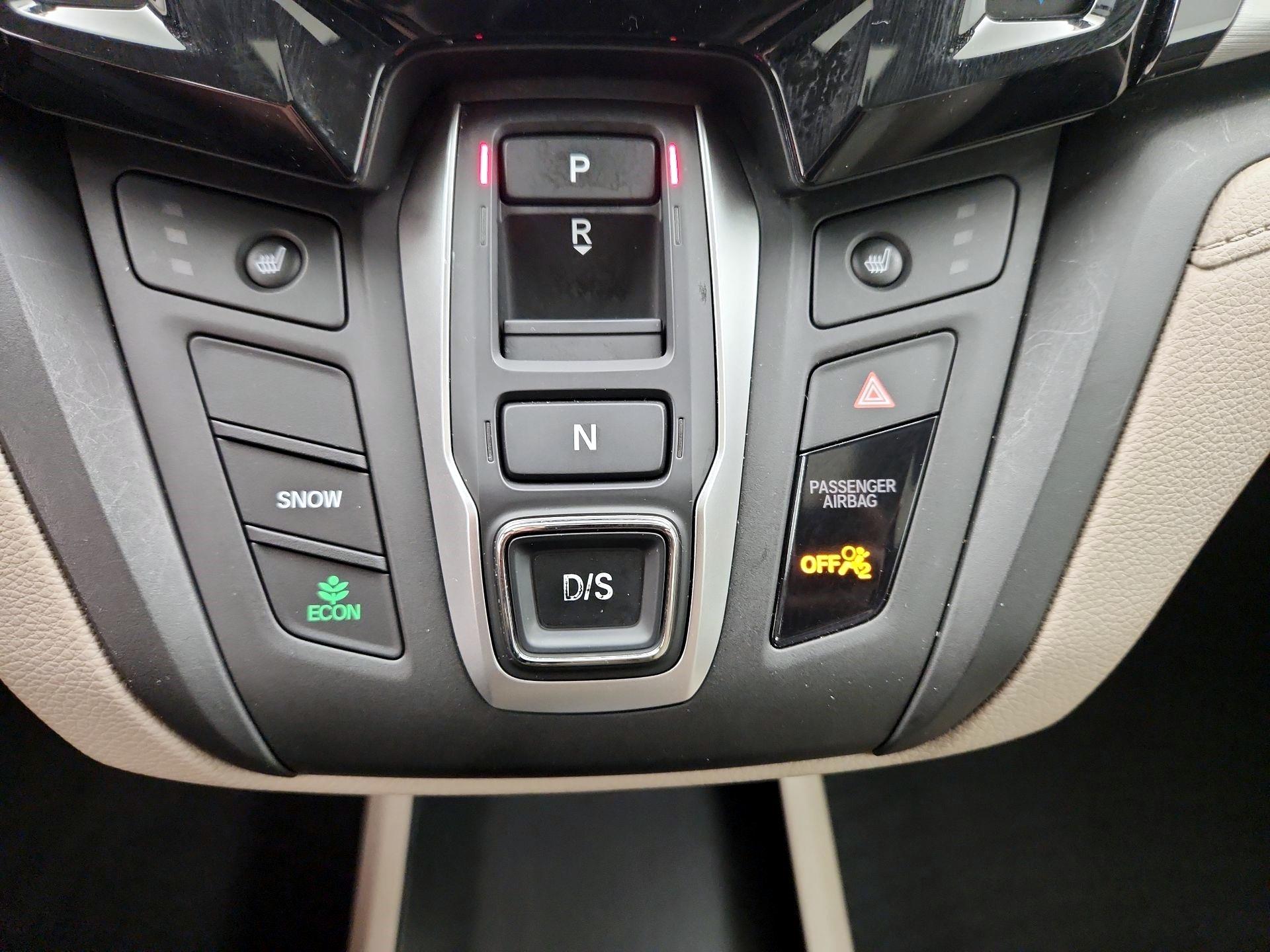Thumbnail: 2019 Honda Odyssey - 18