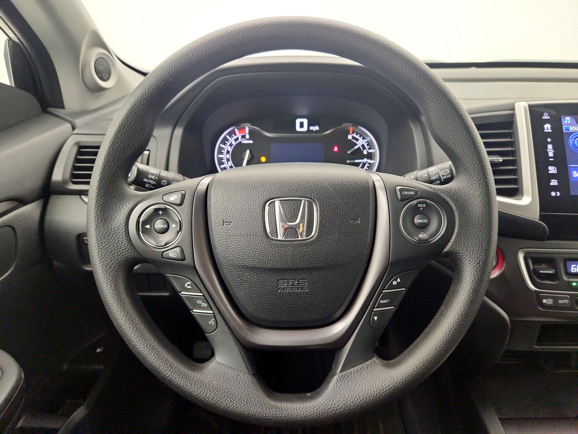 Thumbnail: 2018 Honda Pilot - 10
