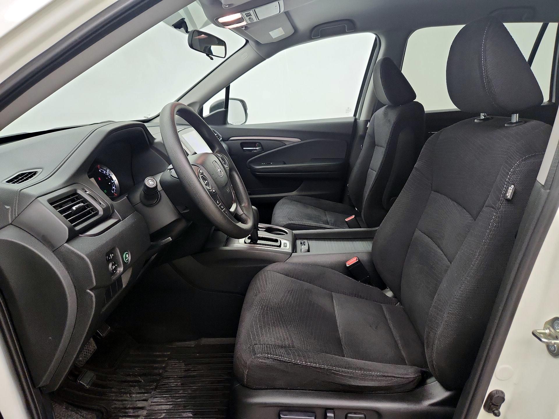 Thumbnail: 2018 Honda Pilot - 11