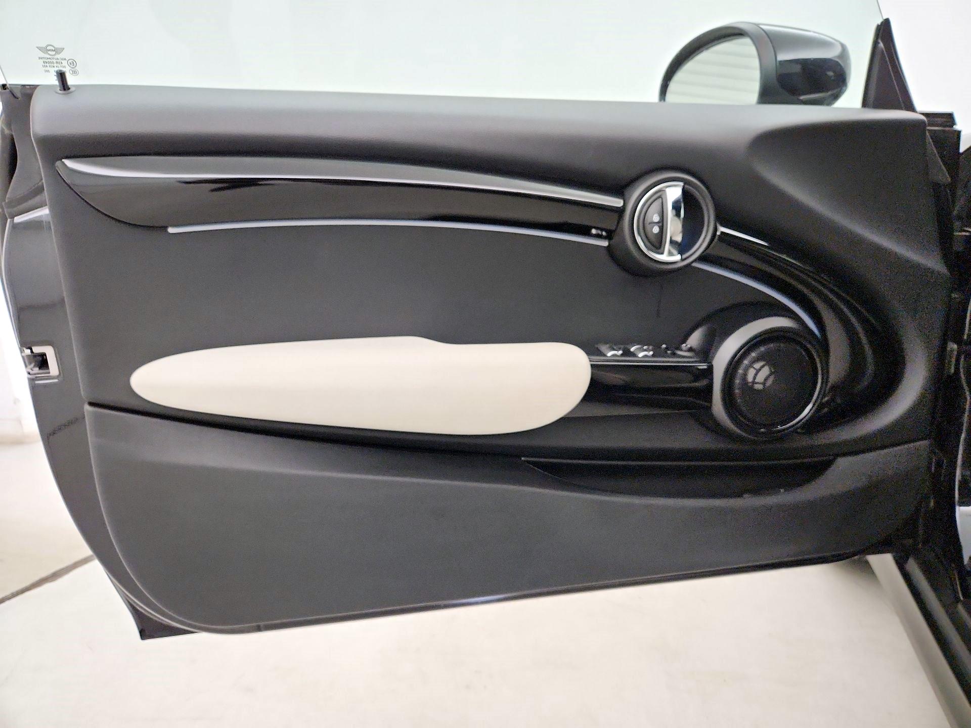 Thumbnail: 2024 MINI Cooper - 12