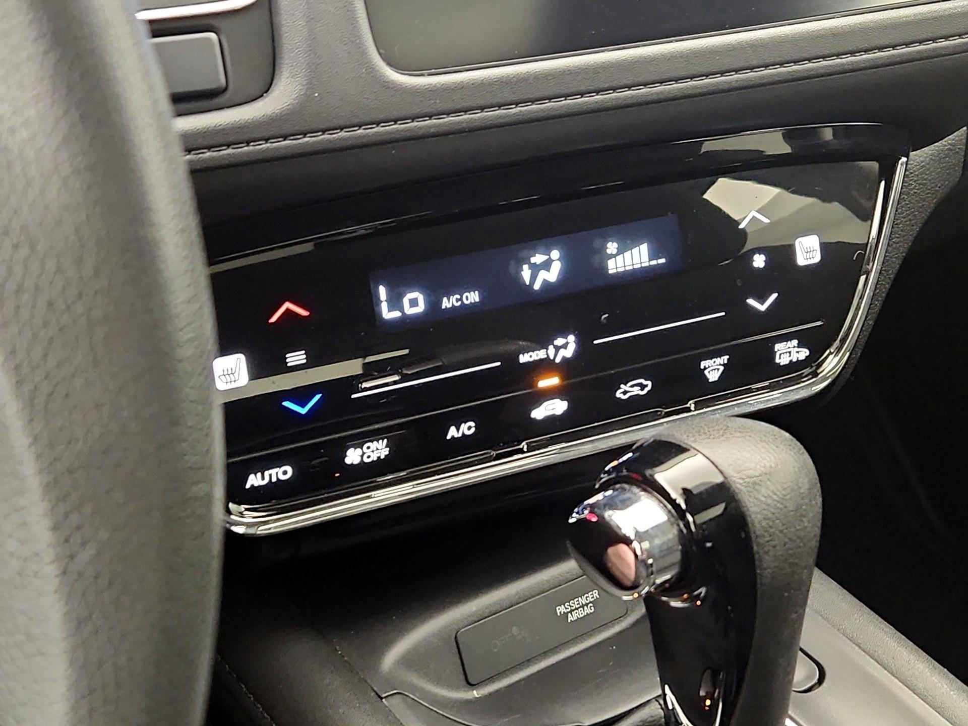 Thumbnail: 2019 Honda HR-V - 16