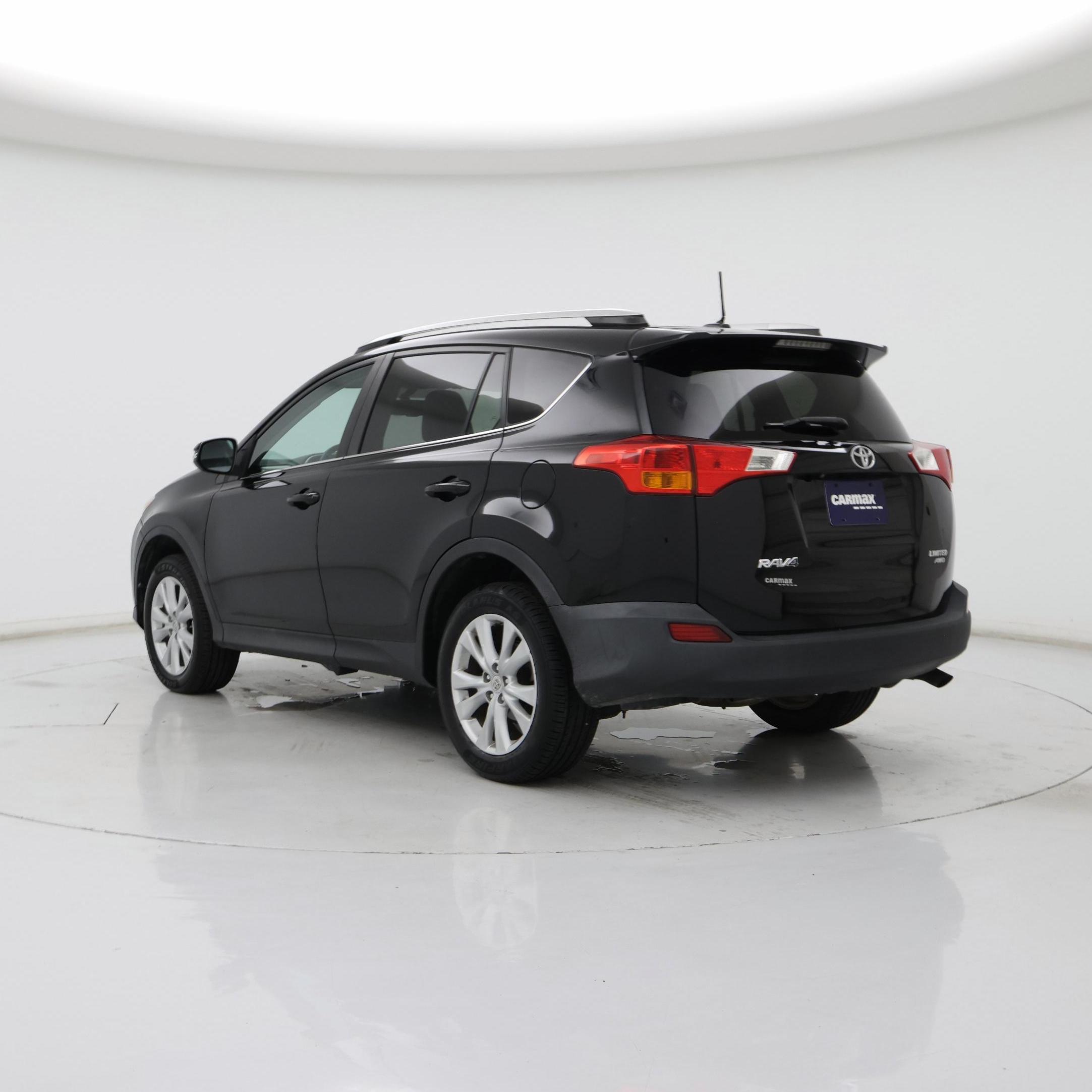 Thumbnail: 2015 Toyota RAV4 - 2