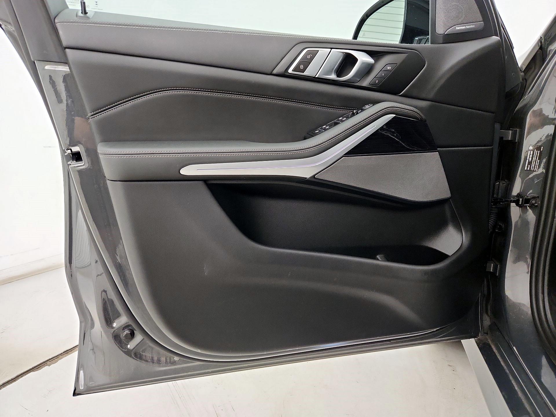 Thumbnail: 2024 BMW X5 - 12