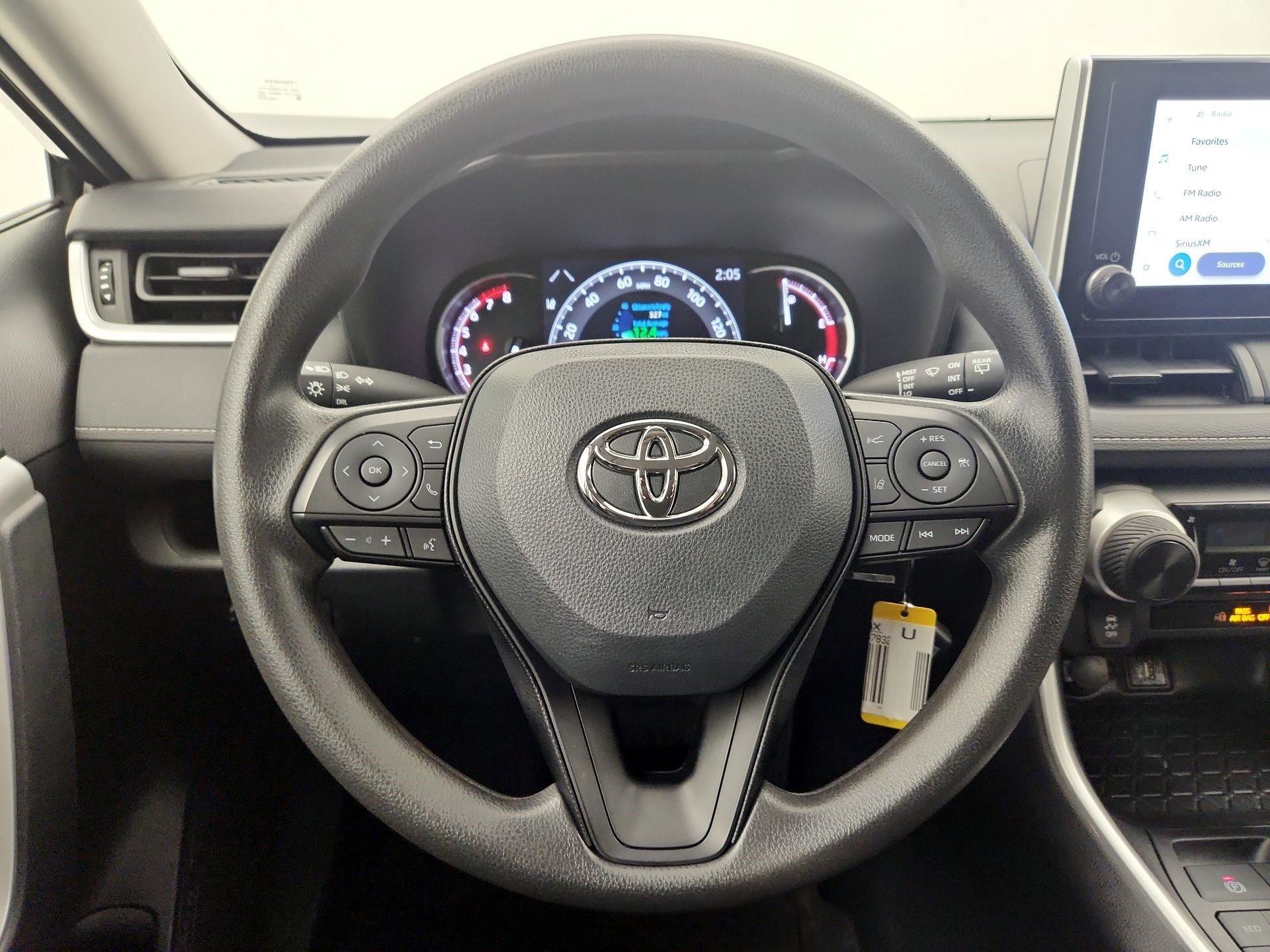 Thumbnail: 2024 Toyota RAV4 - 10