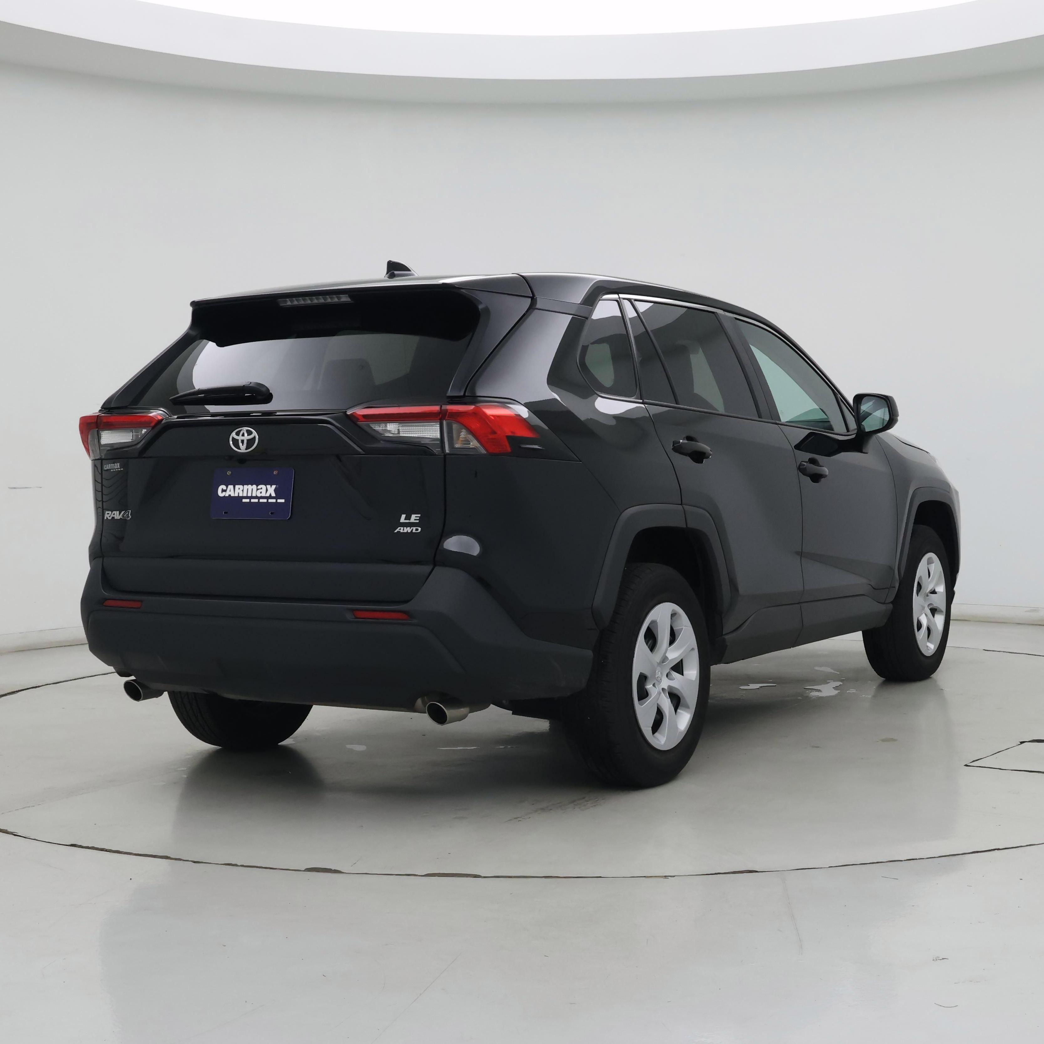 Thumbnail: 2024 Toyota RAV4 - 8