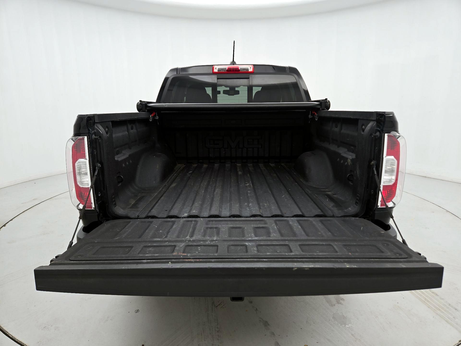 Thumbnail: 2019 GMC Canyon - 20