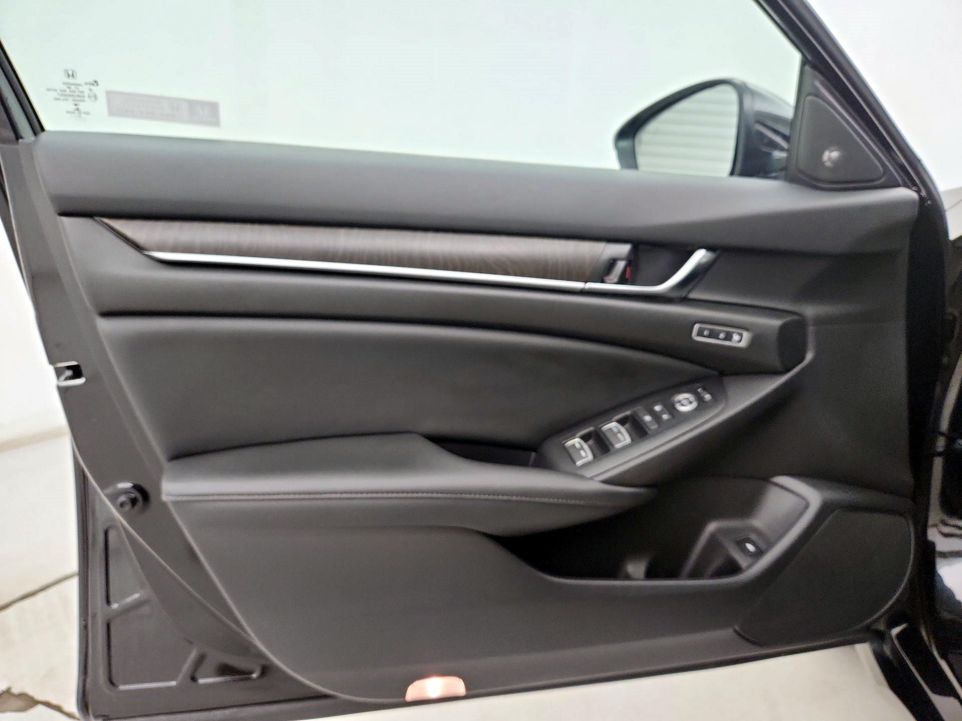 Thumbnail: 2022 Honda Accord - 12