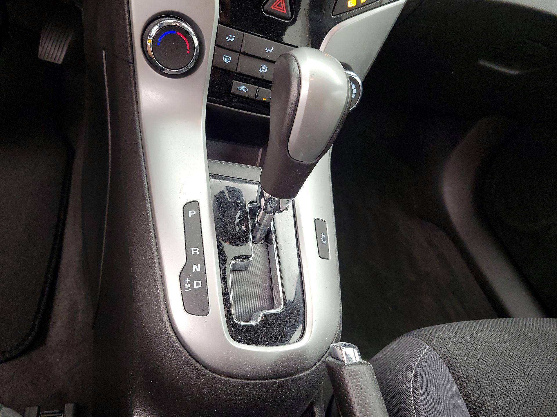 Thumbnail: 2014 Chevrolet Cruze - 15
