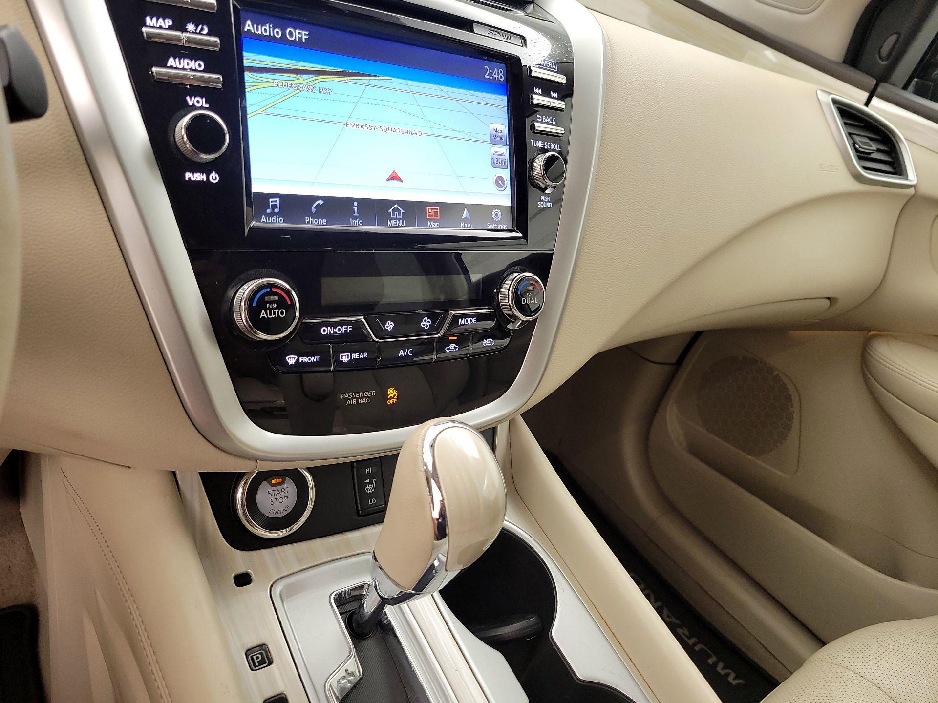 Thumbnail: 2015 Nissan Murano - 15