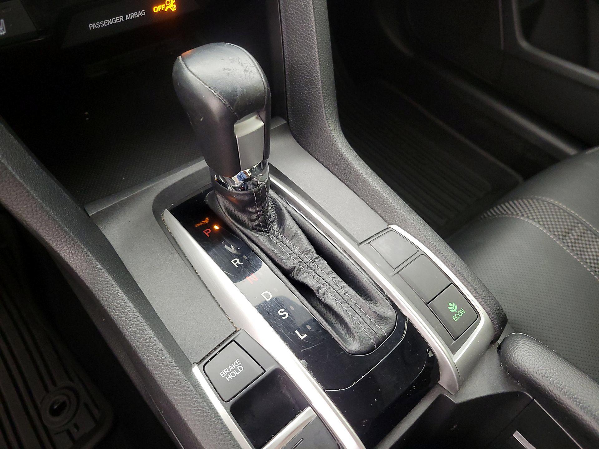 Thumbnail: 2019 Honda Civic - 15