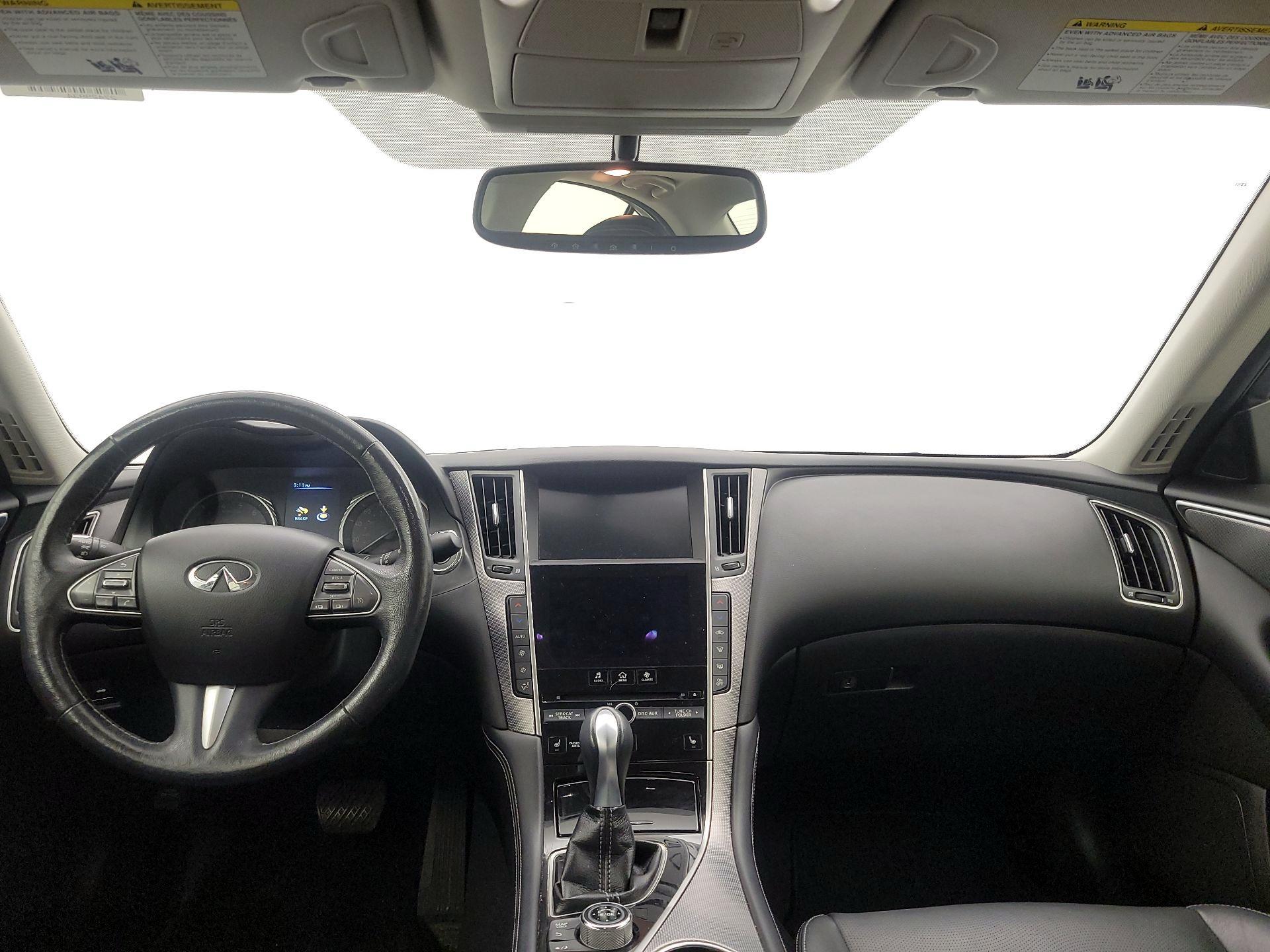 Thumbnail: 2015 INFINITI Q50 - 9