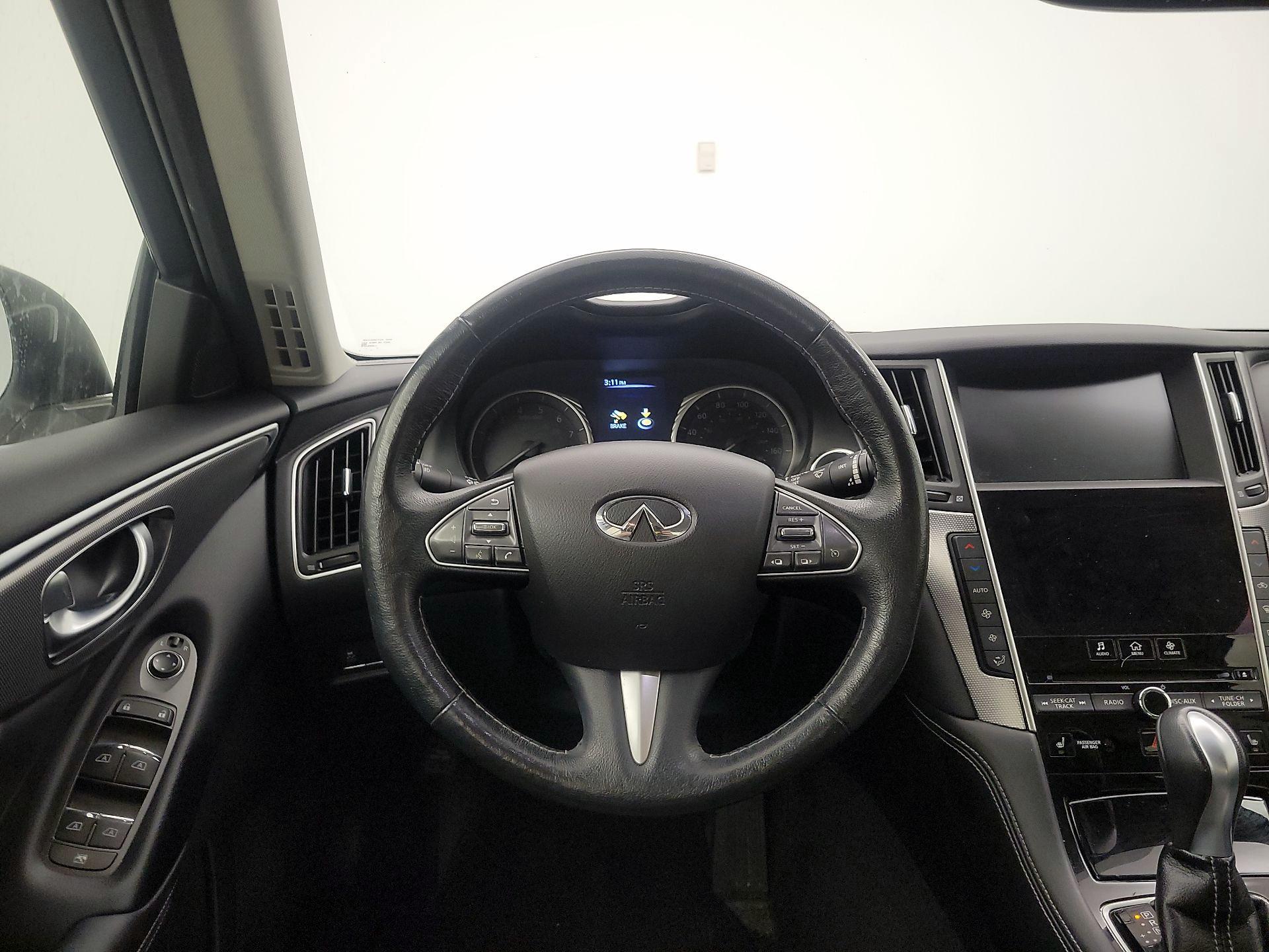 Thumbnail: 2015 INFINITI Q50 - 10