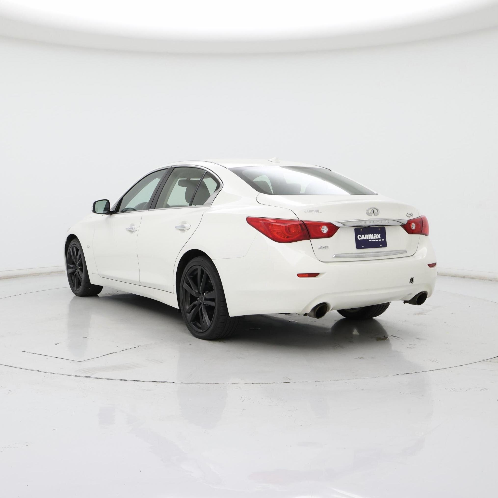 Thumbnail: 2015 INFINITI Q50 - 2