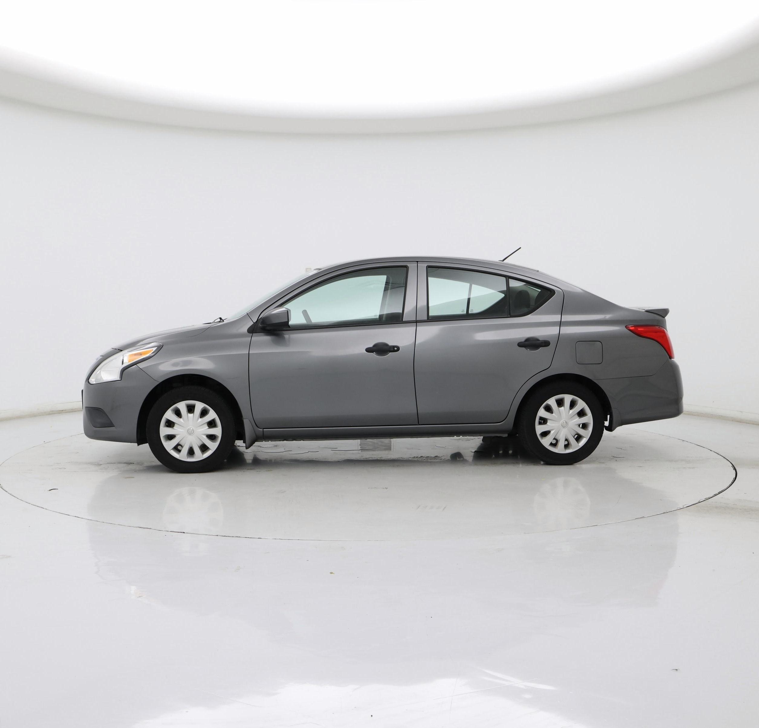 Thumbnail: 2016 Nissan Versa - 3