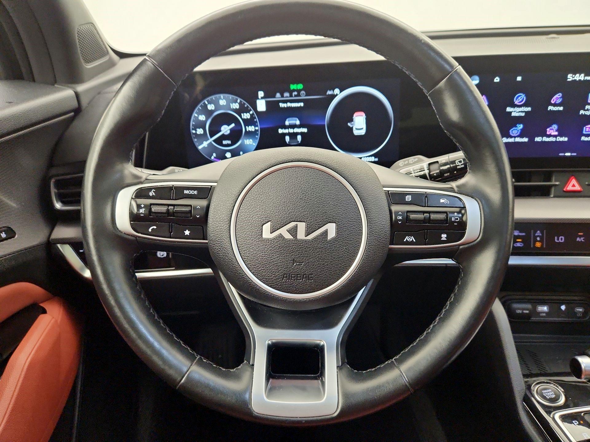 Thumbnail: 2023 Kia Sportage - 10