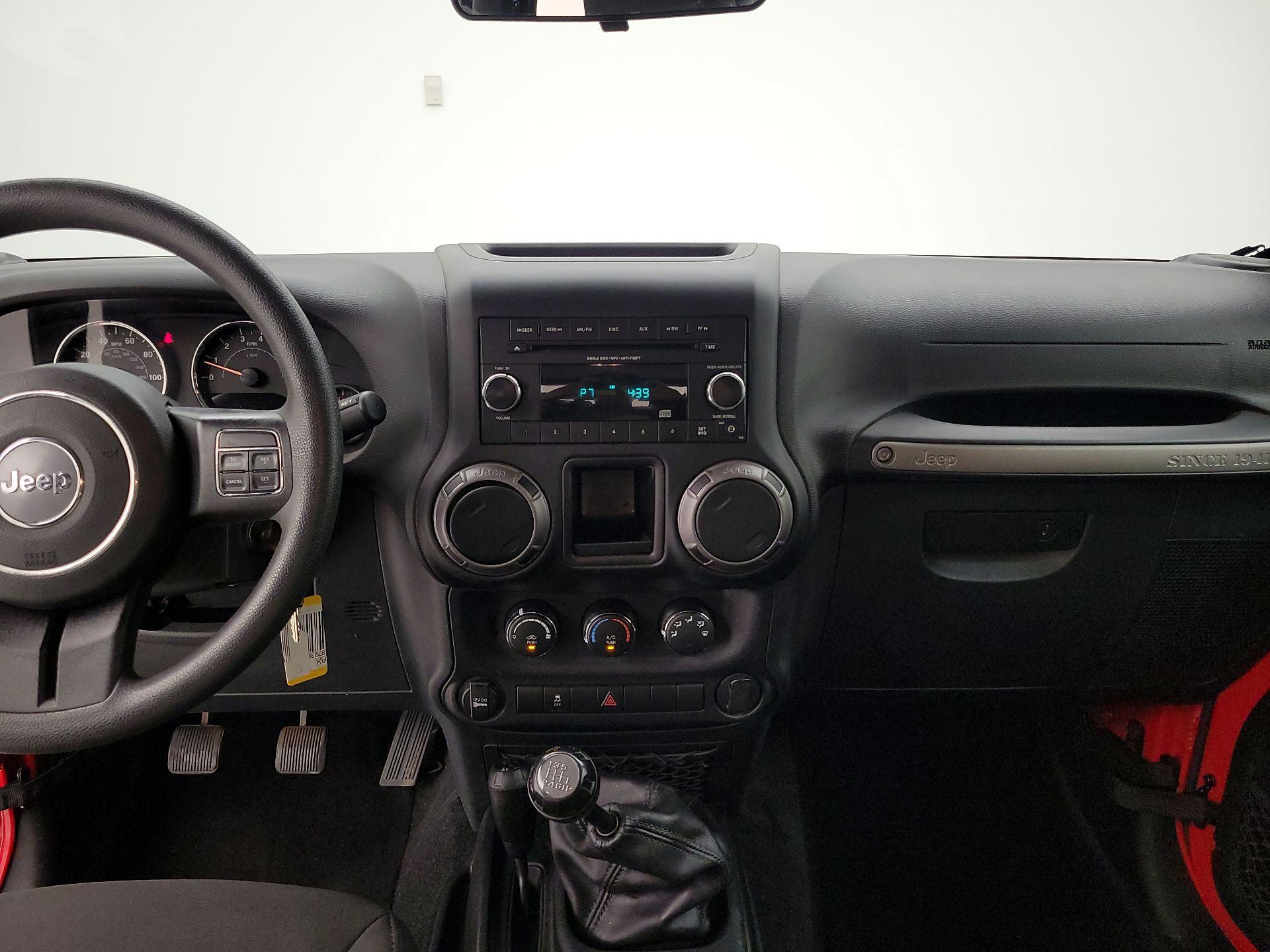 Thumbnail: 2018 Jeep Wrangler - 9