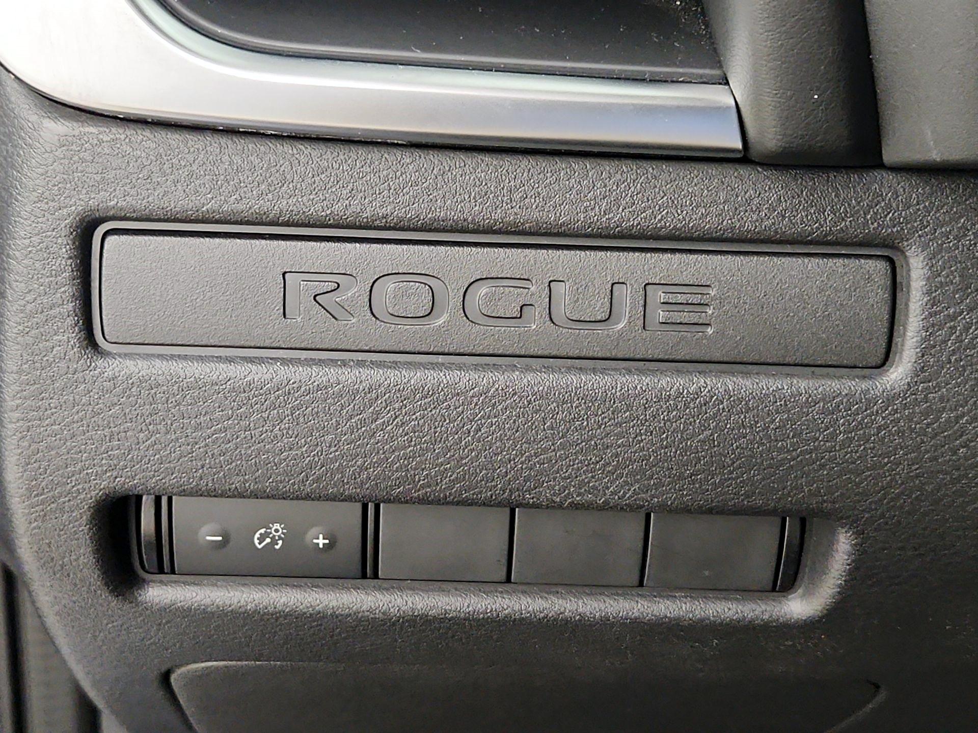 Thumbnail: 2021 Nissan Rogue - 13