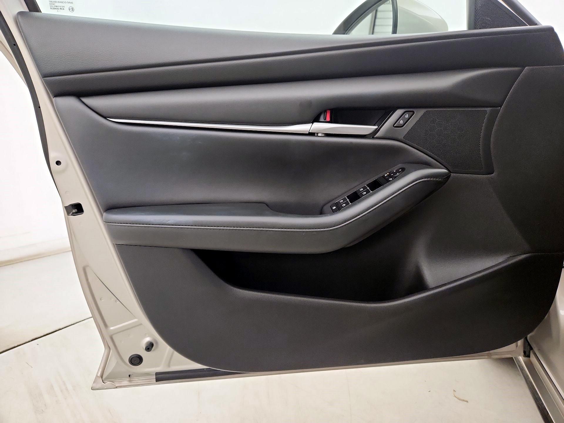 Thumbnail: 2023 Mazda Mazda3 - 12