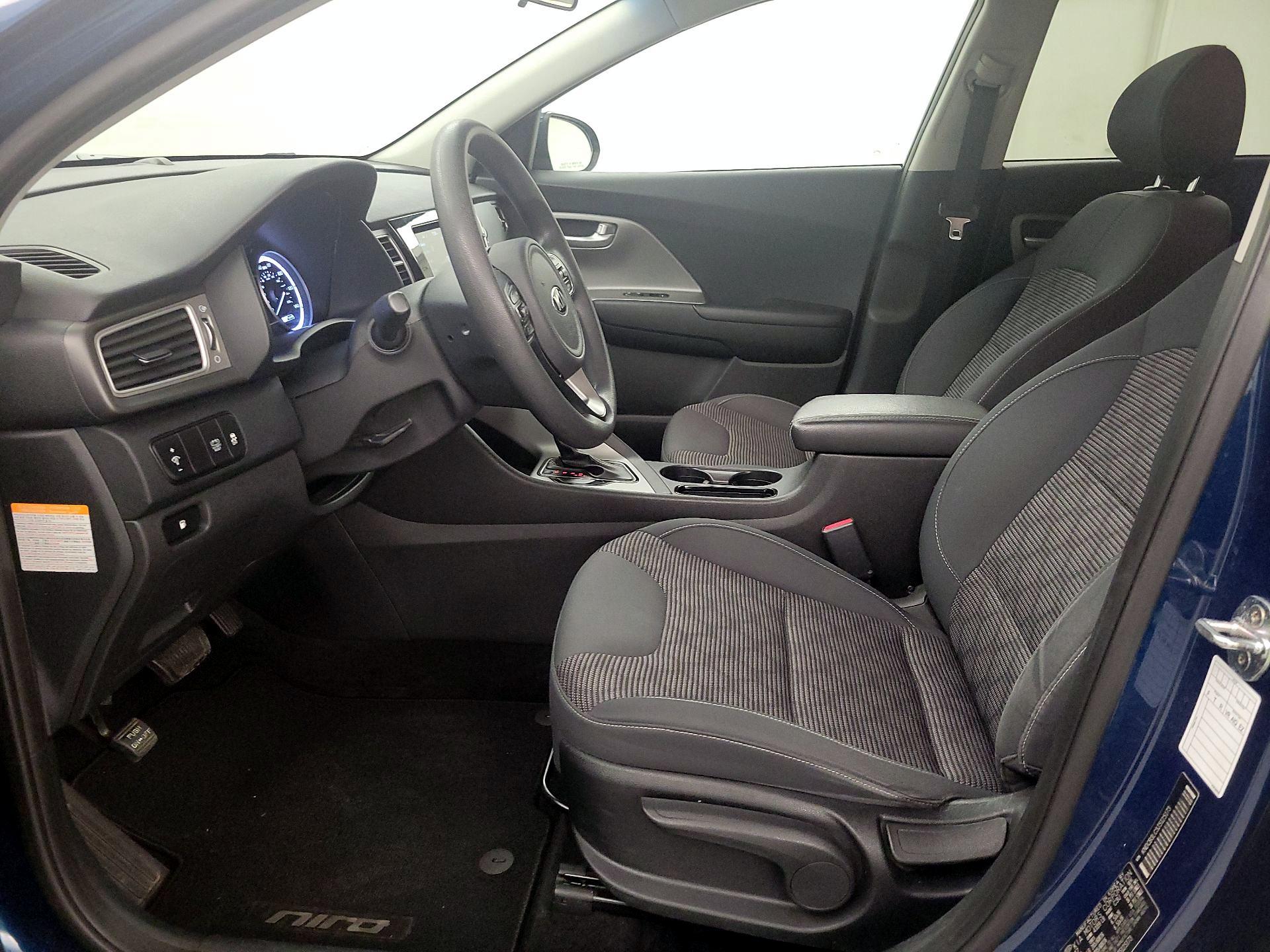 Thumbnail: 2018 Kia Niro - 11