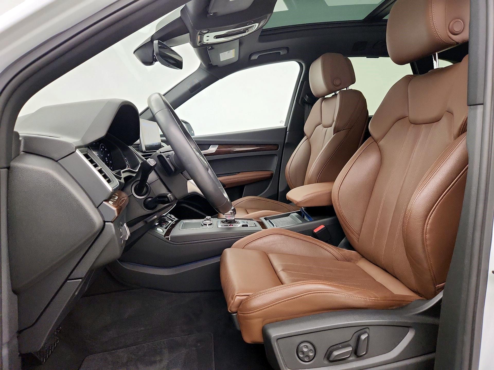 Thumbnail: 2020 Audi Q5 - 11