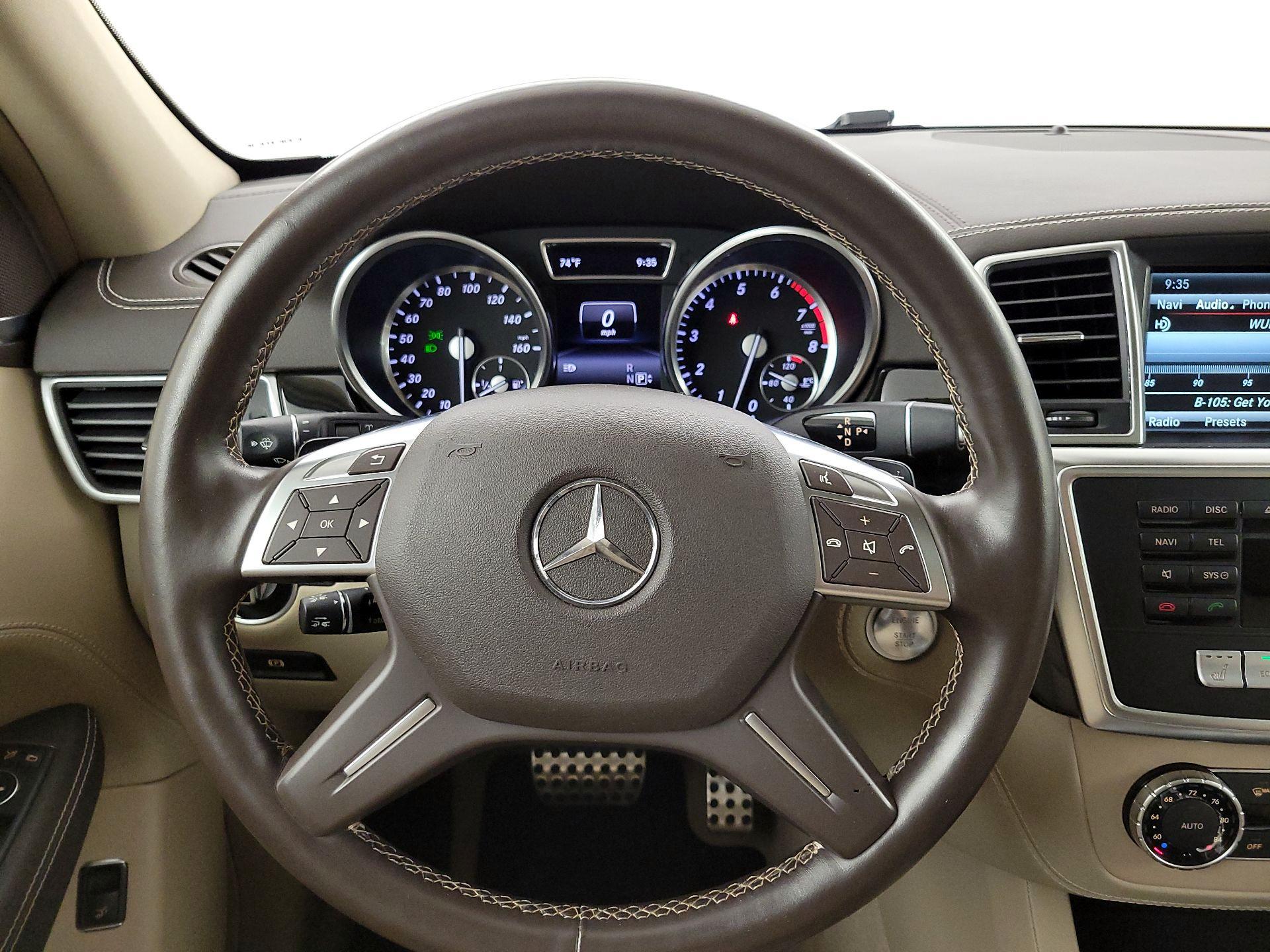 Thumbnail: 2015 Mercedes-Benz M-Class - 10