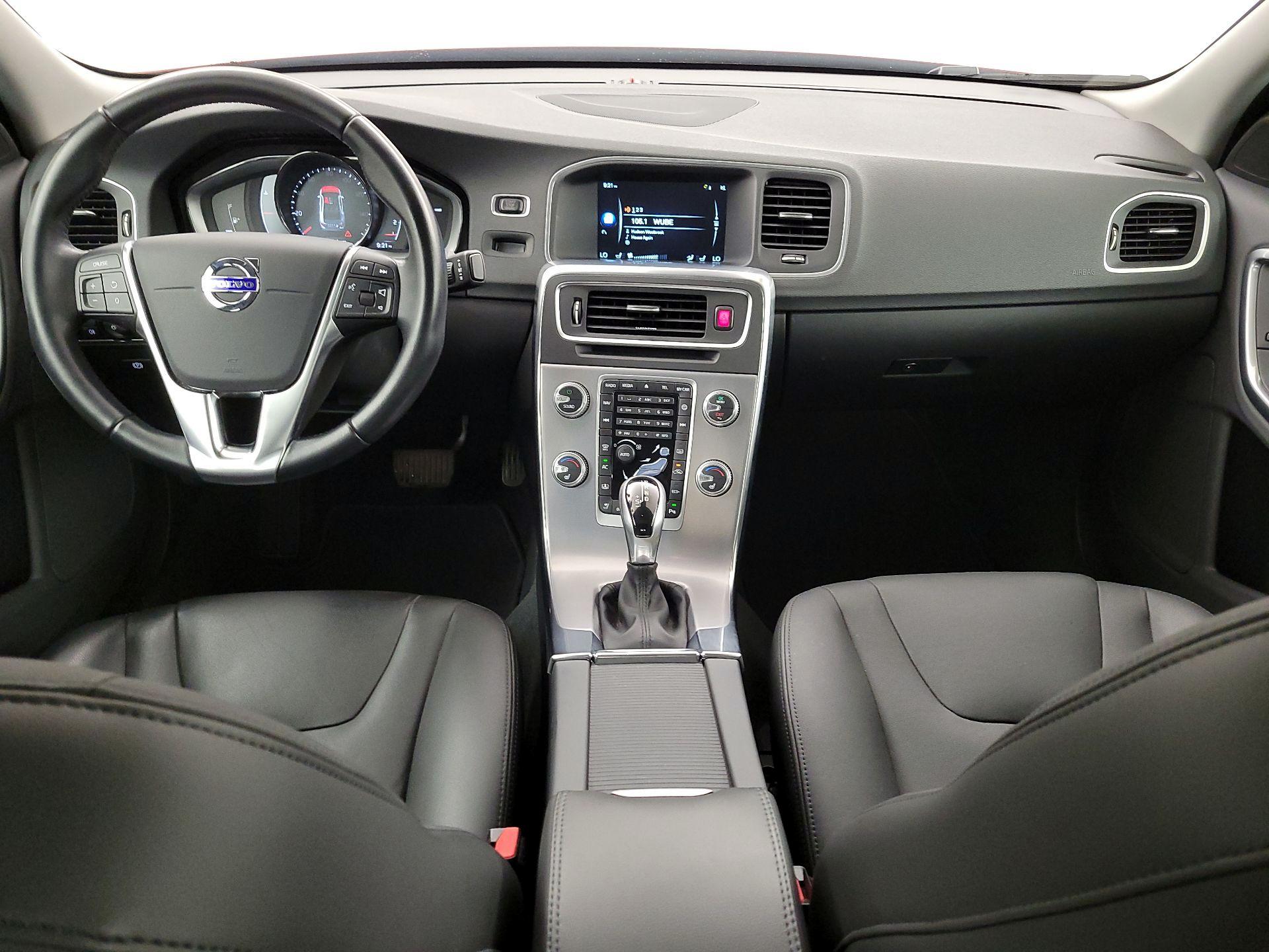 Thumbnail: 2017 Volvo S60 - 9